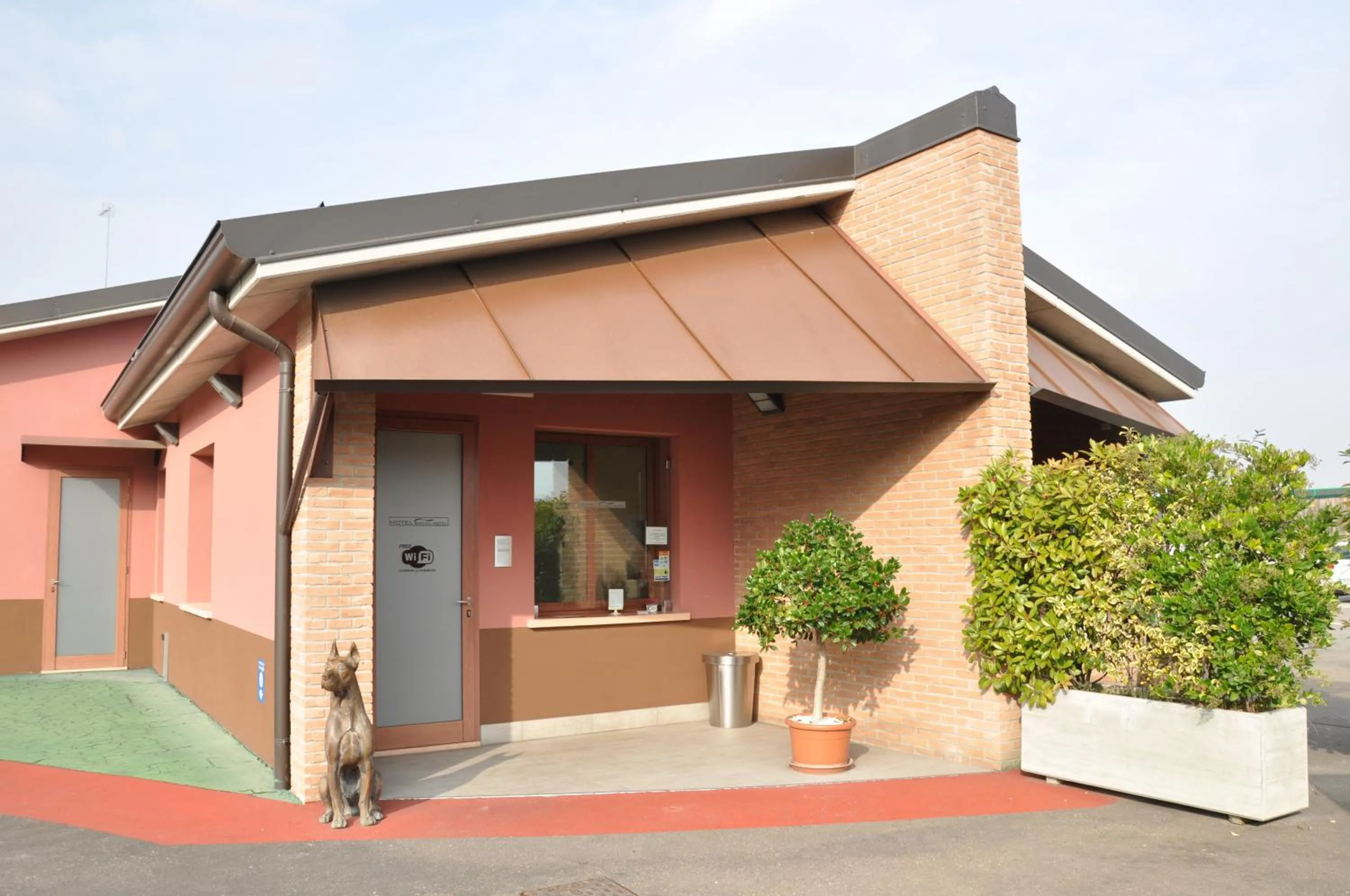 Rimmel Motel