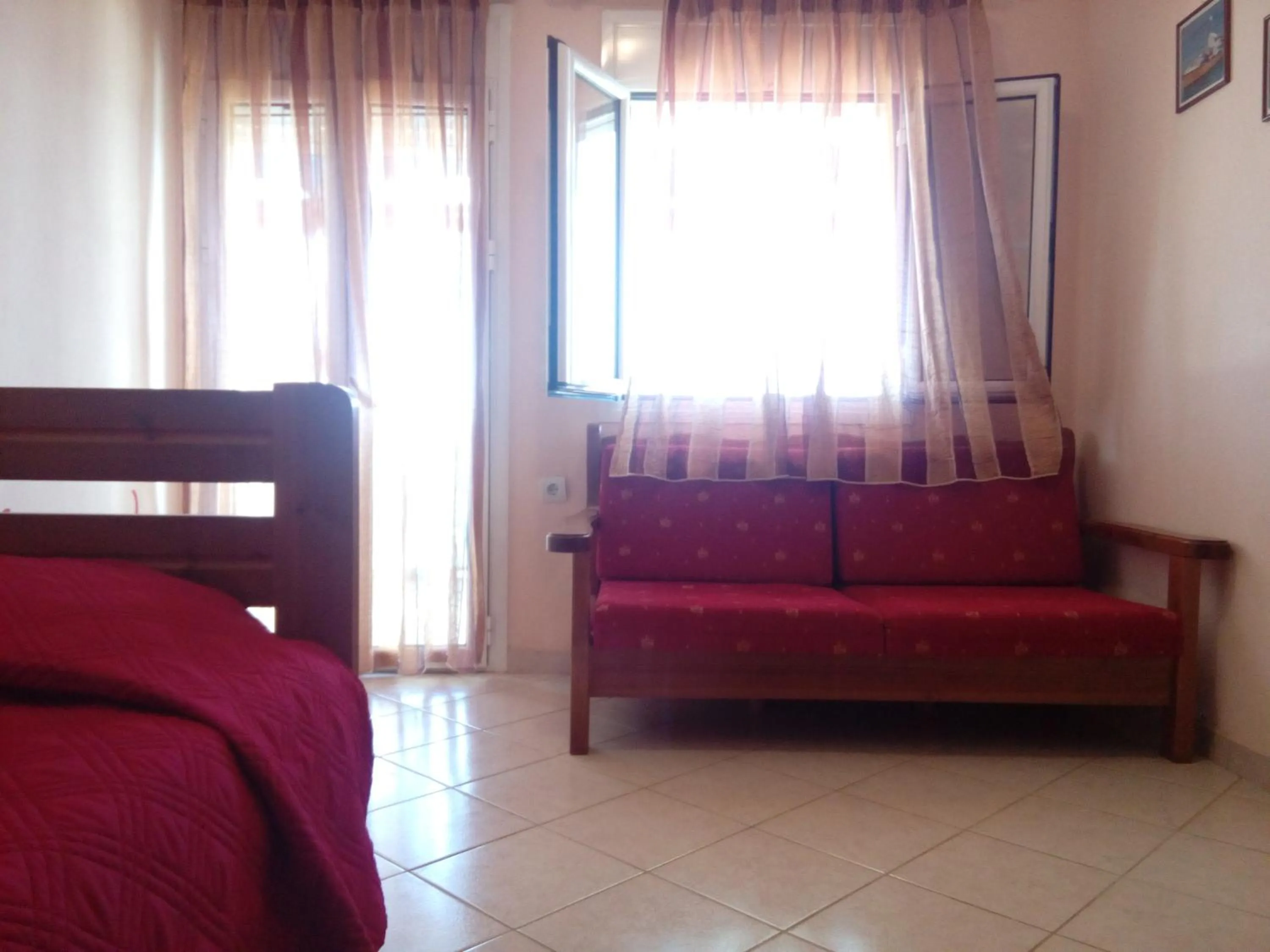 Seating area in Delfini