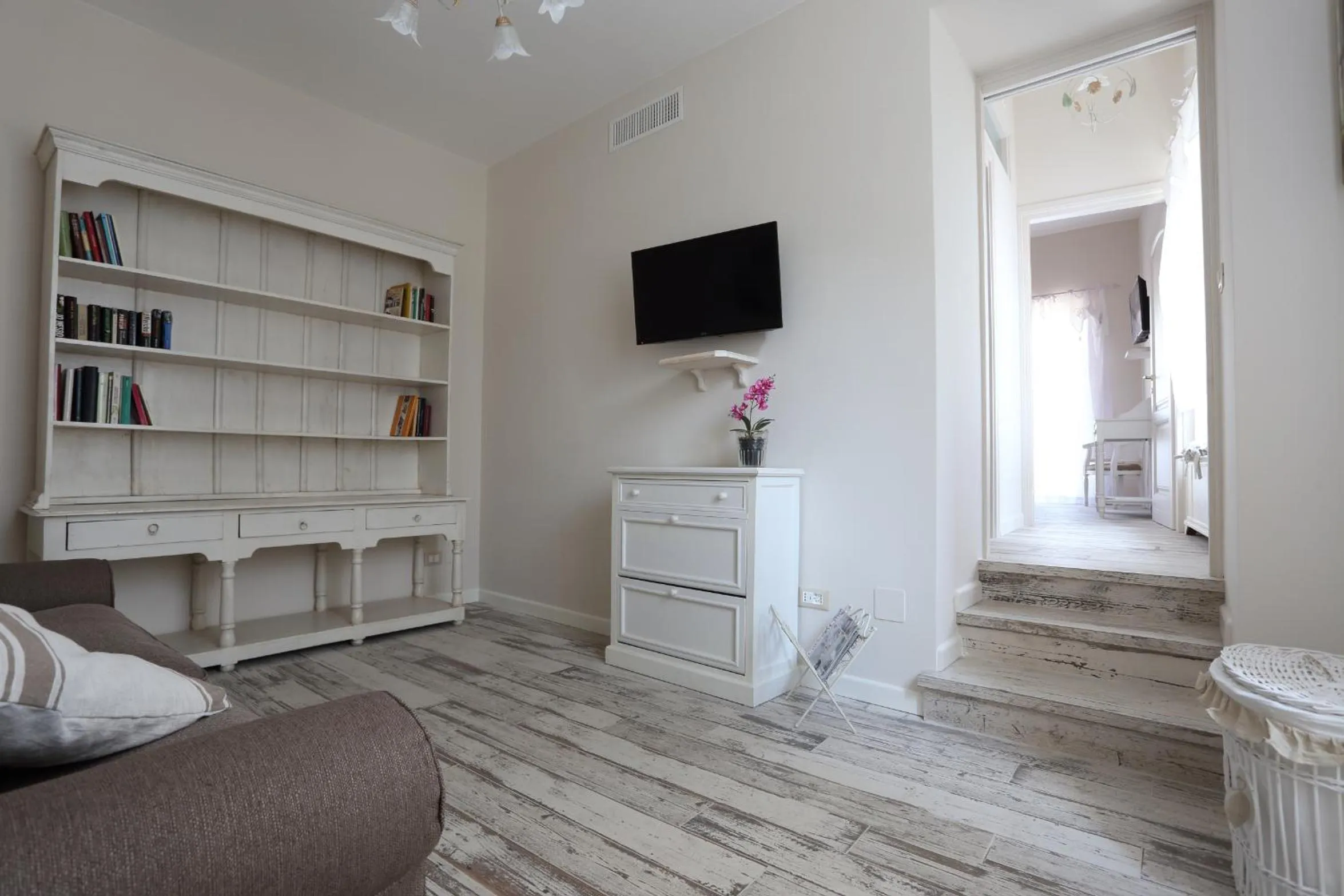 TV and multimedia in Ambrosio Relais