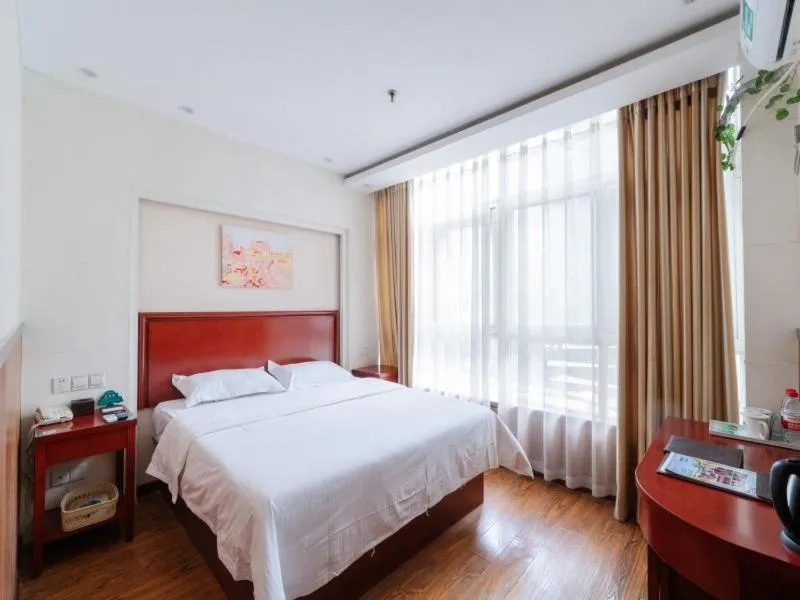 Bed in GreenTree Inn Henan Zhengzhou Chengnan Road Bojue Business Hotel