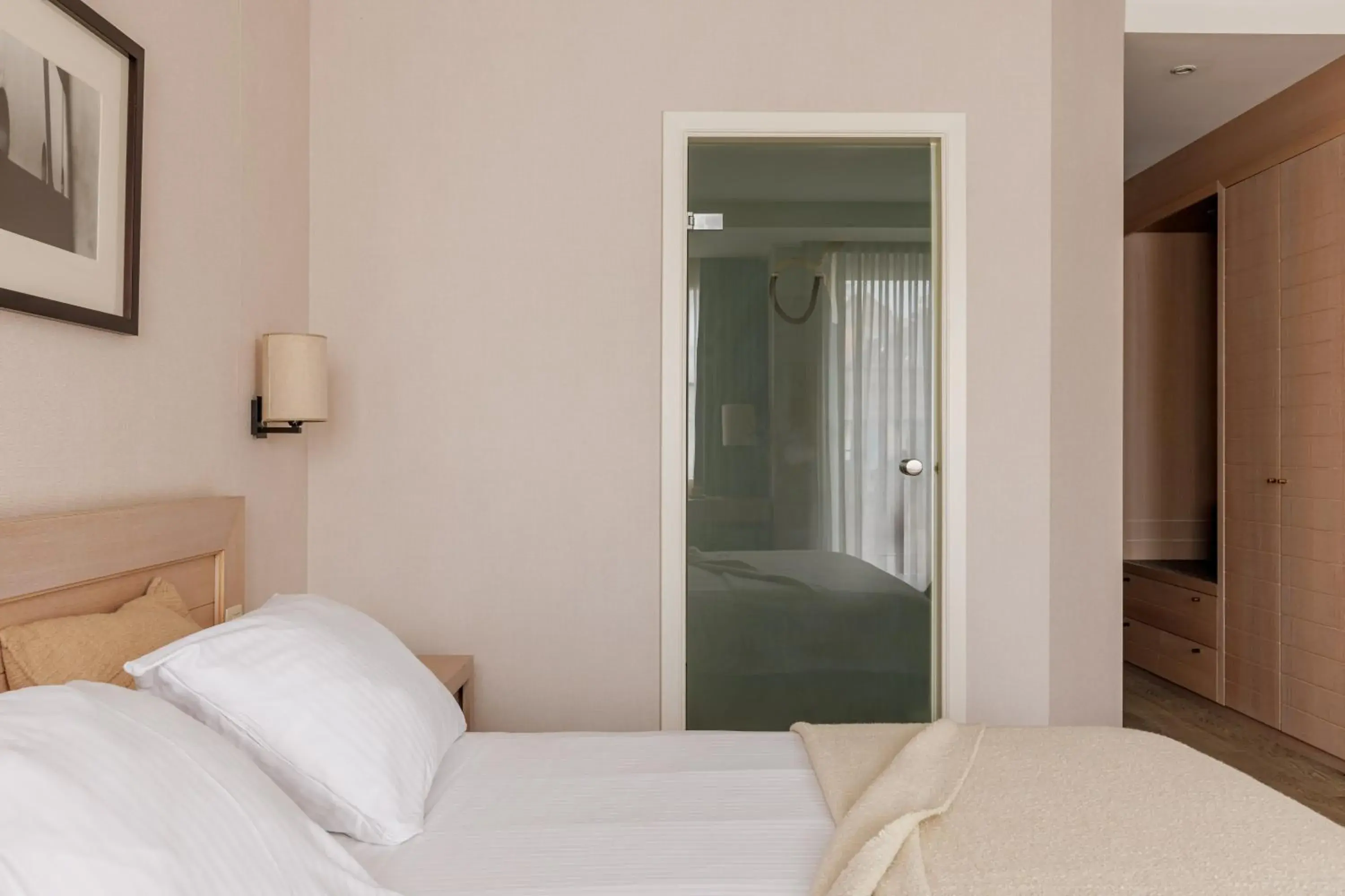 Bed in Hotel Aazaert by WP Hotels Bed in Hotel Aazaert by WP Hotels