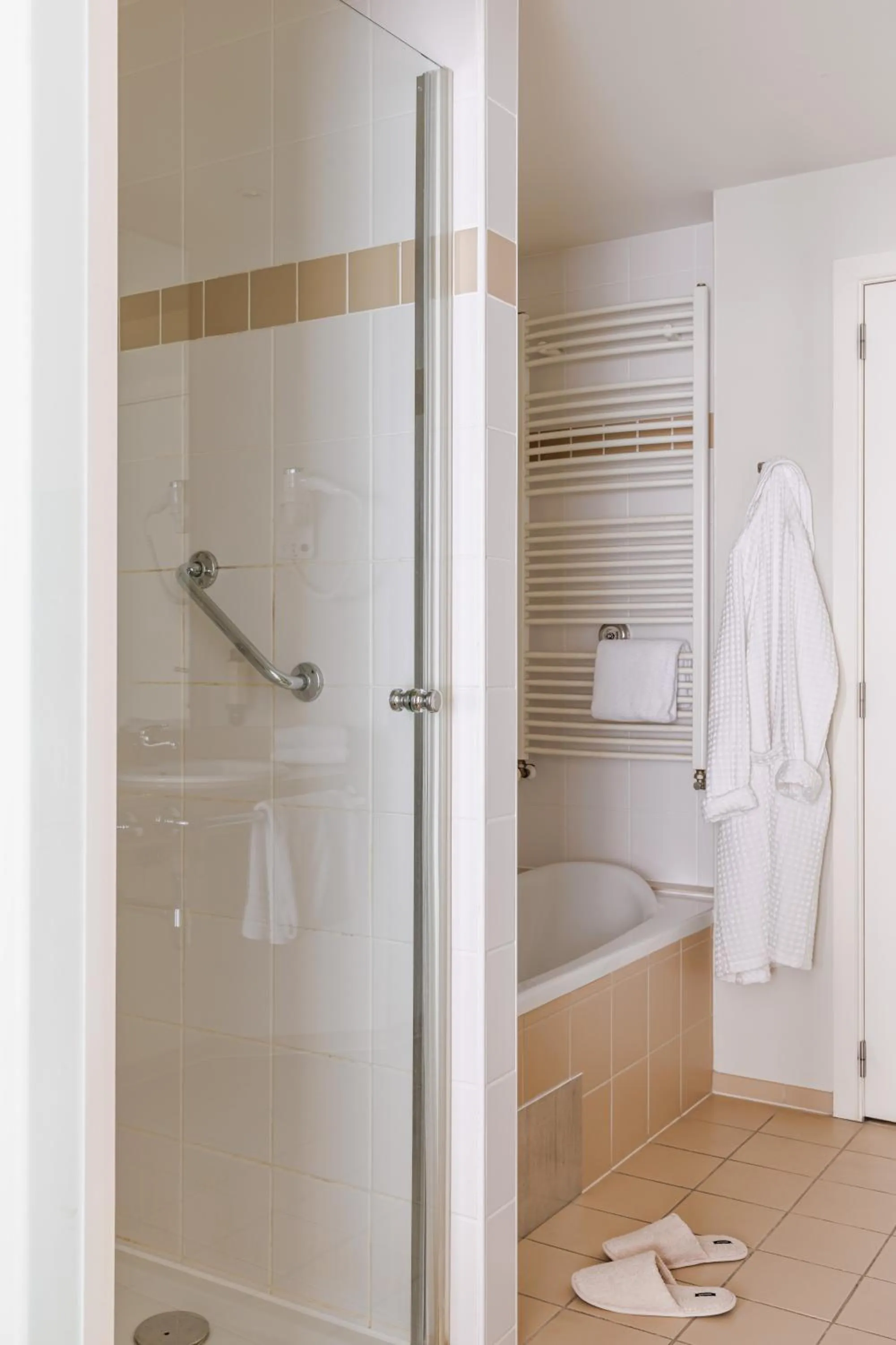 Hotel Aazaert by WP Hotels