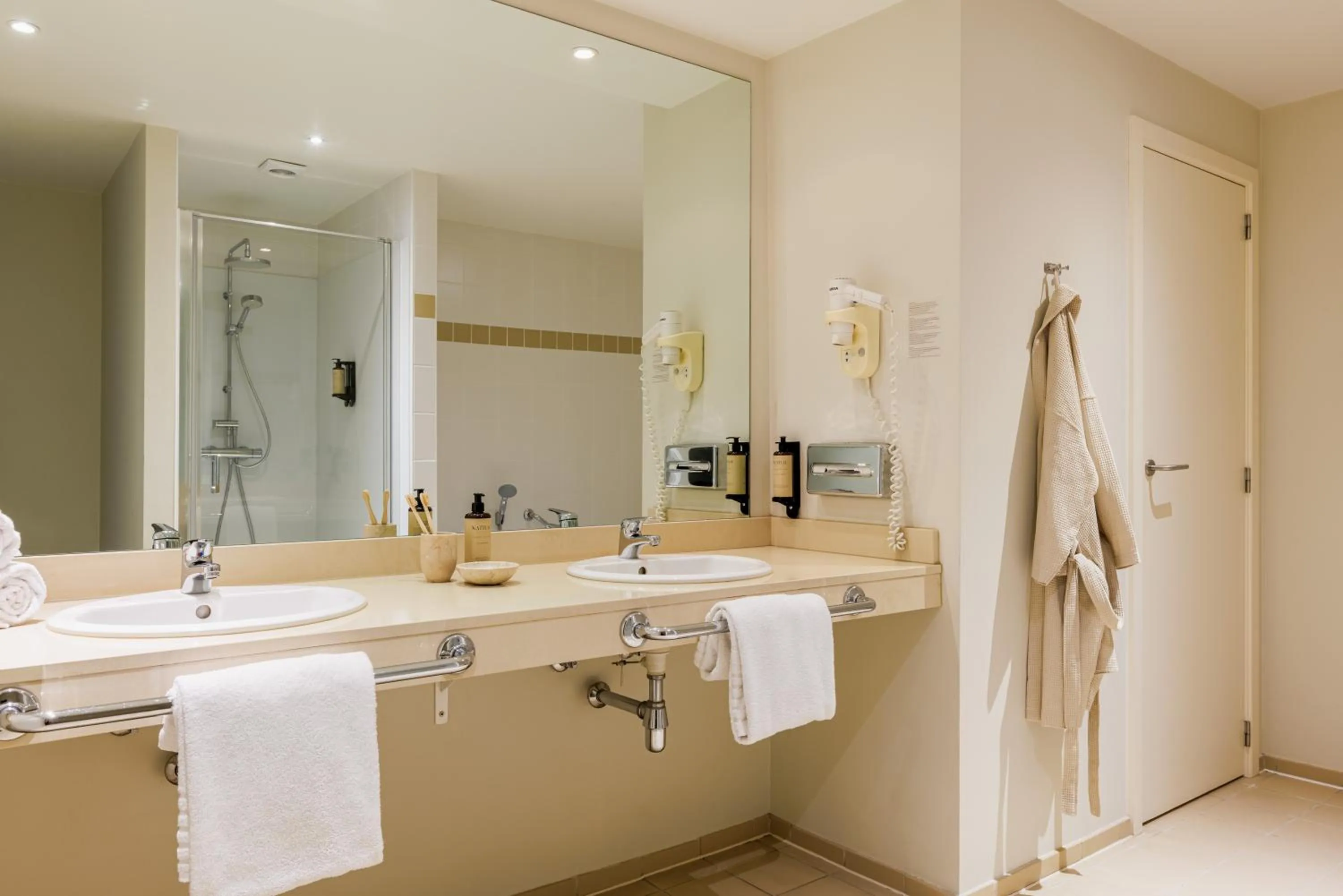 Hotel Aazaert by WP Hotels