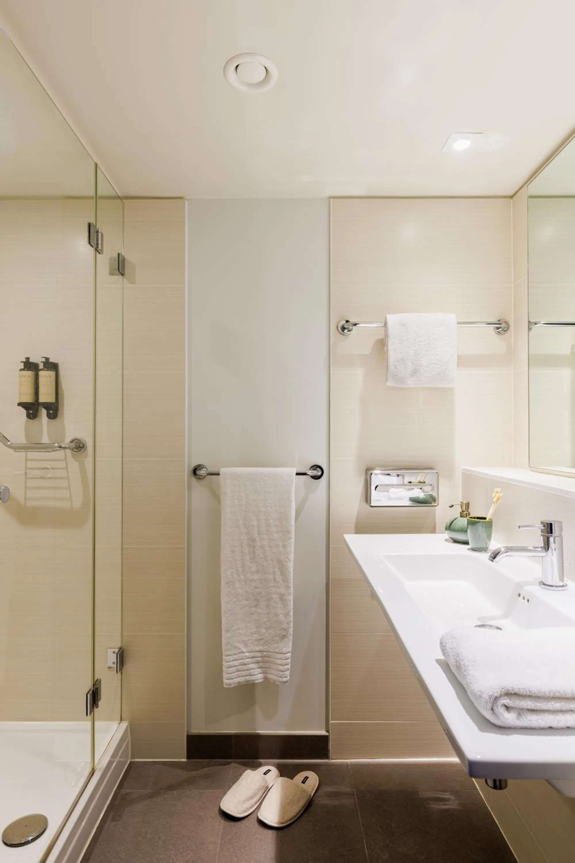 Hotel Aazaert by WP Hotels