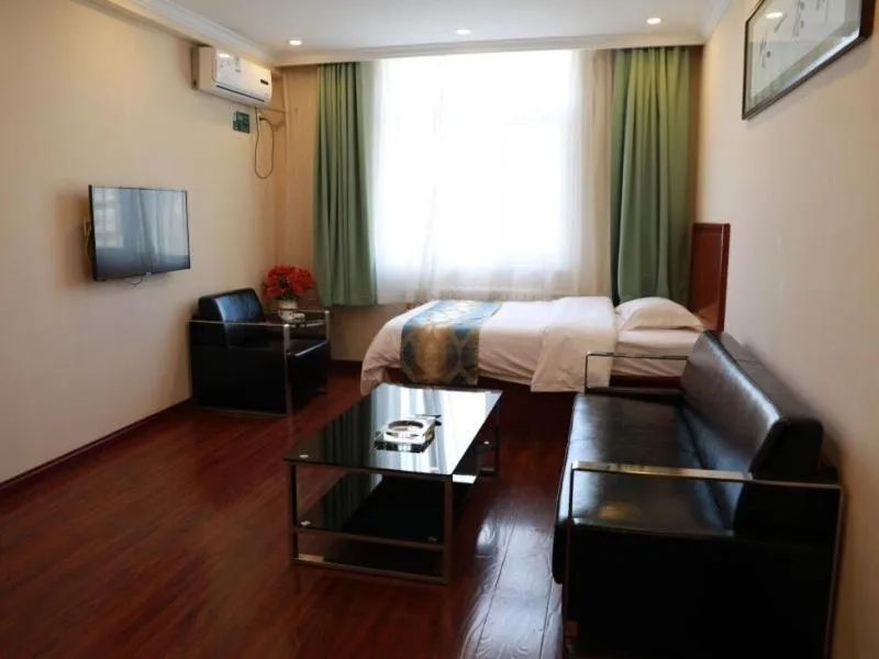 Bed in GreenTree Inn Tianjin First Center Hospital Subway Station Shell Hotel