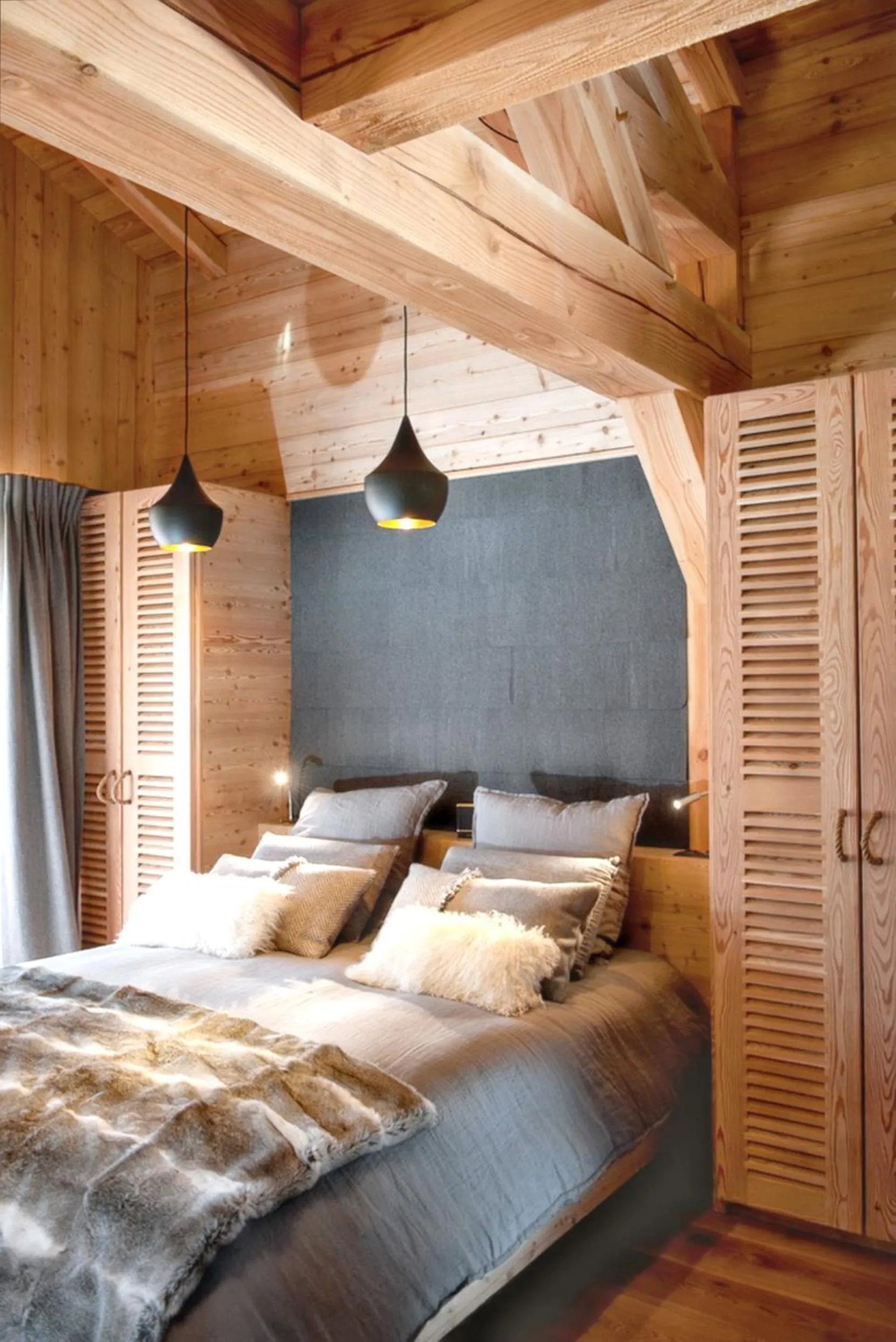 Photo of the whole room, Bed in Chalet spacieux à Samoëns de 210 m² avec jacuzzi et jardin