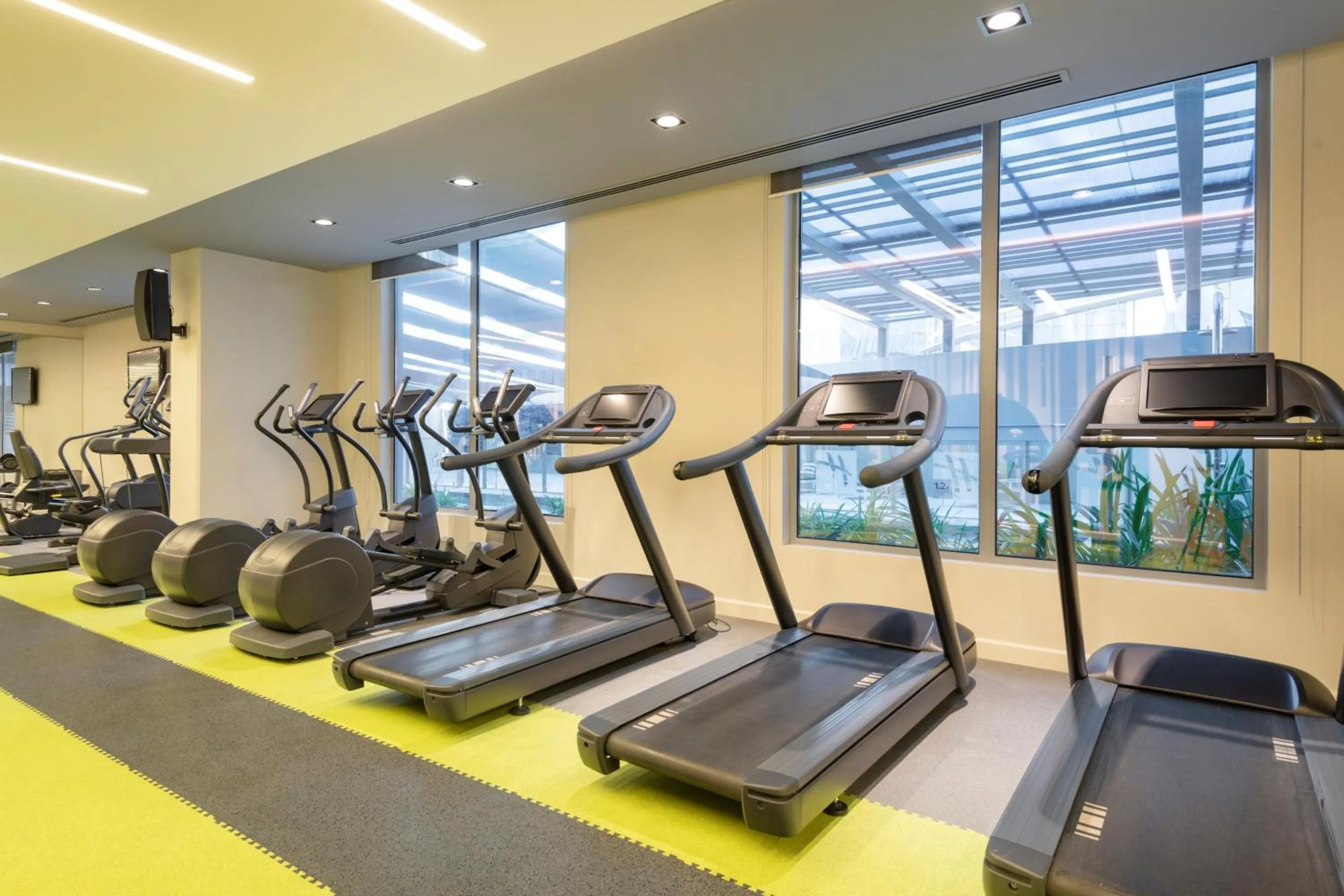 Fitness centre/facilities in Holiday Inn - Doha - The Business Park by IHG