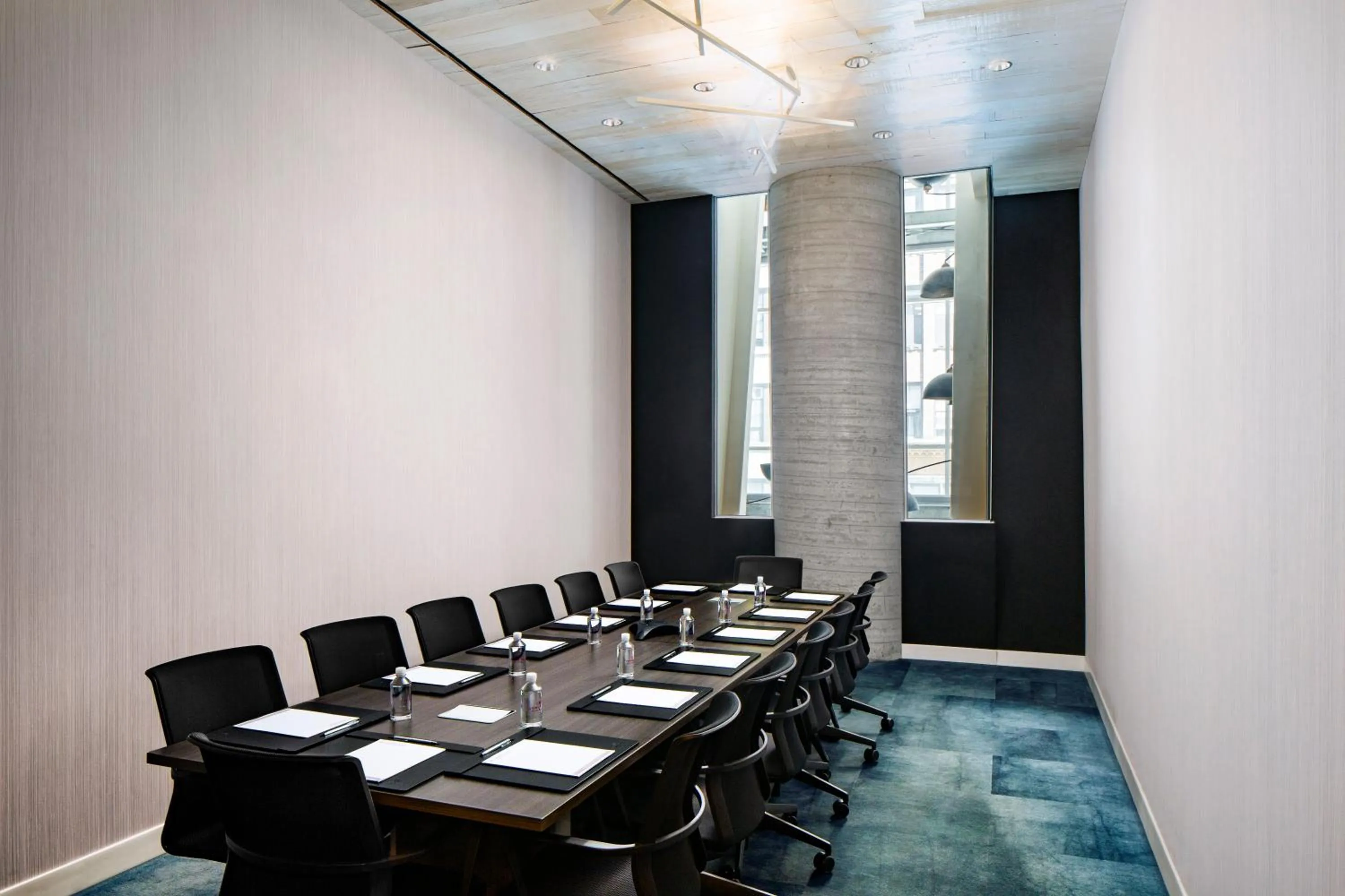 Meeting/conference room in Crowne Plaza HY36 Midtown Manhattan by IHG