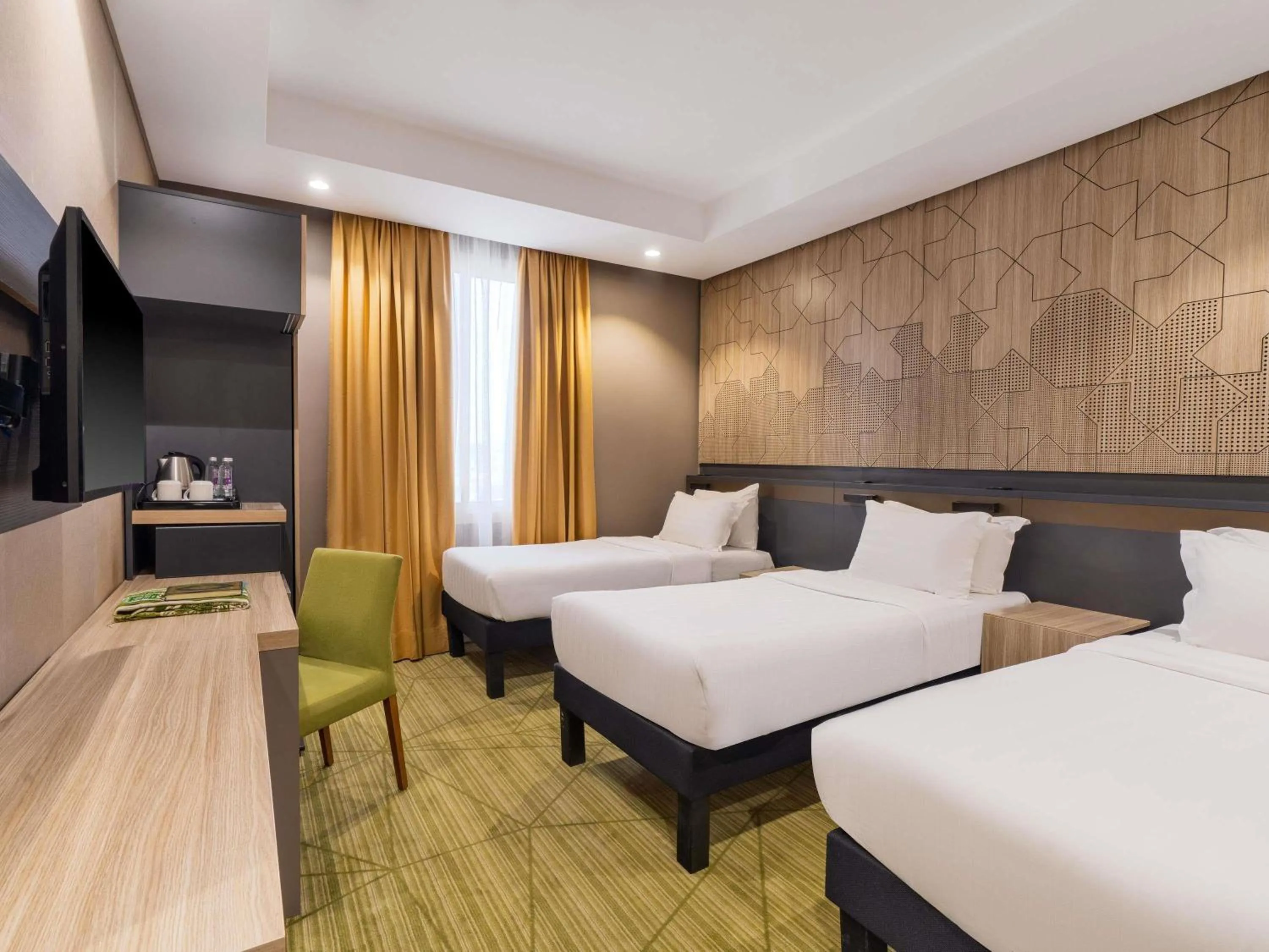 Bedroom, Bed in ibis Styles Makkah