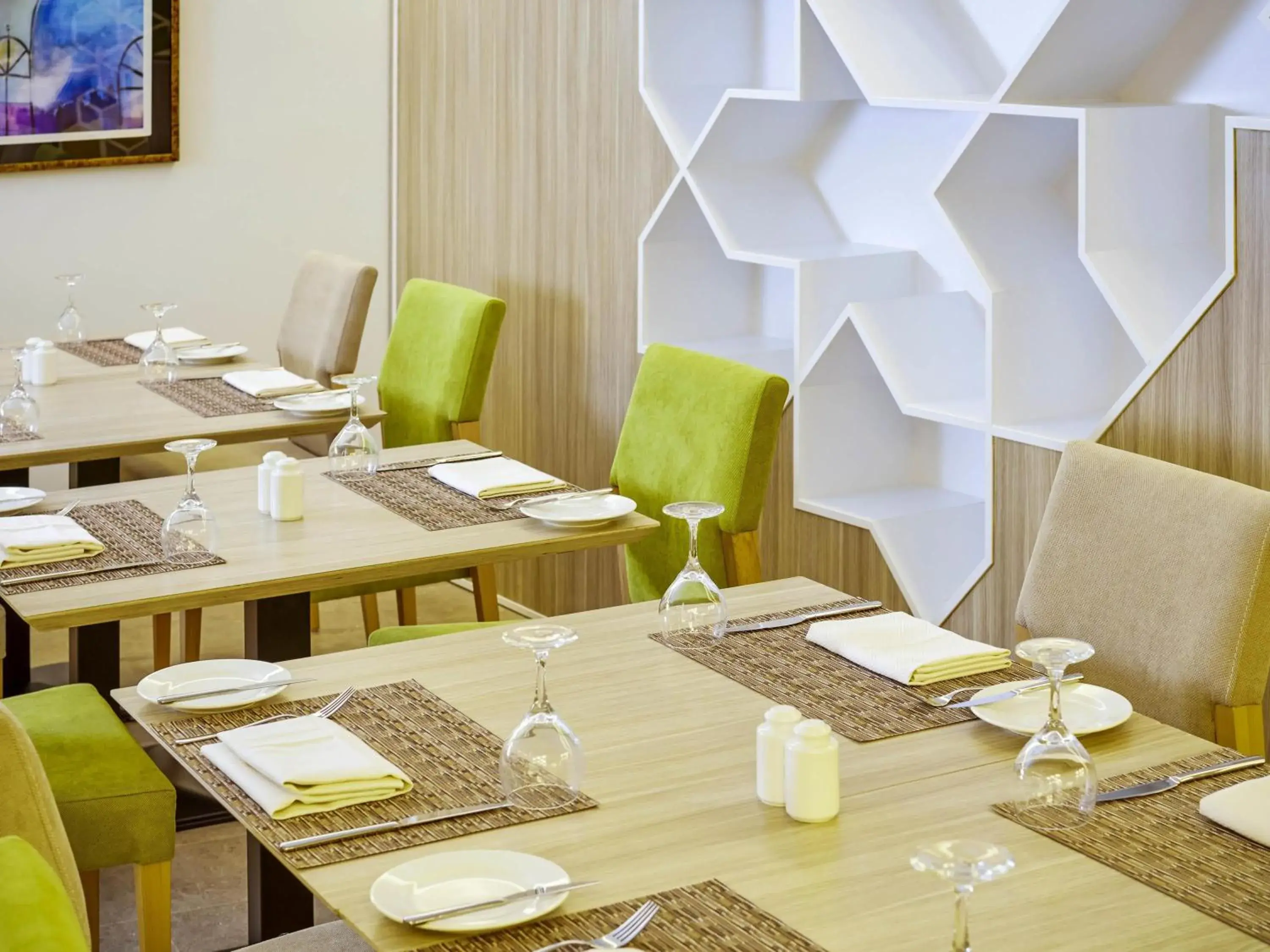 Restaurant/places to eat in ibis Styles Makkah Restaurant/places to eat in ibis Styles Makkah