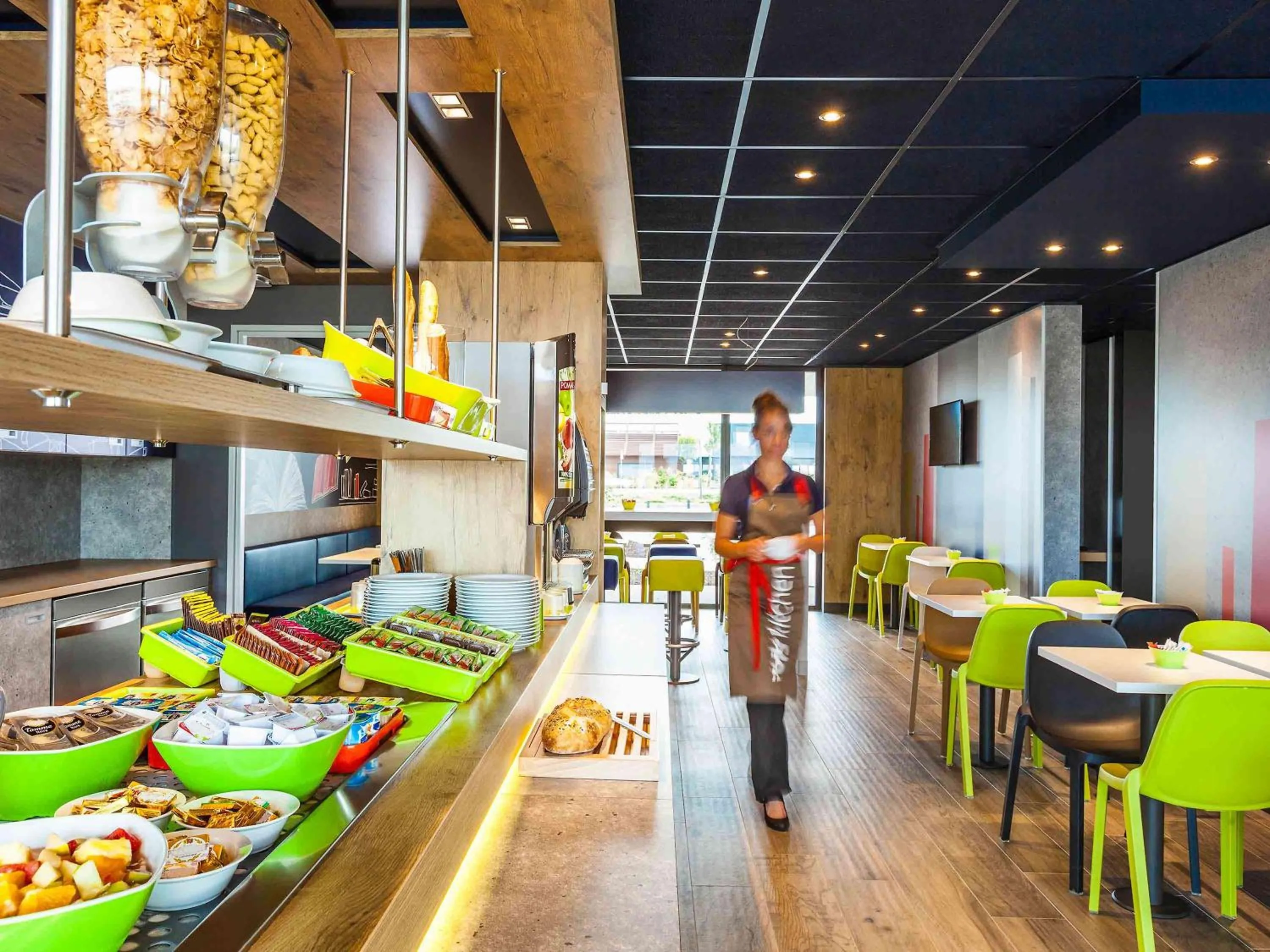 On site in ibis budget Sens