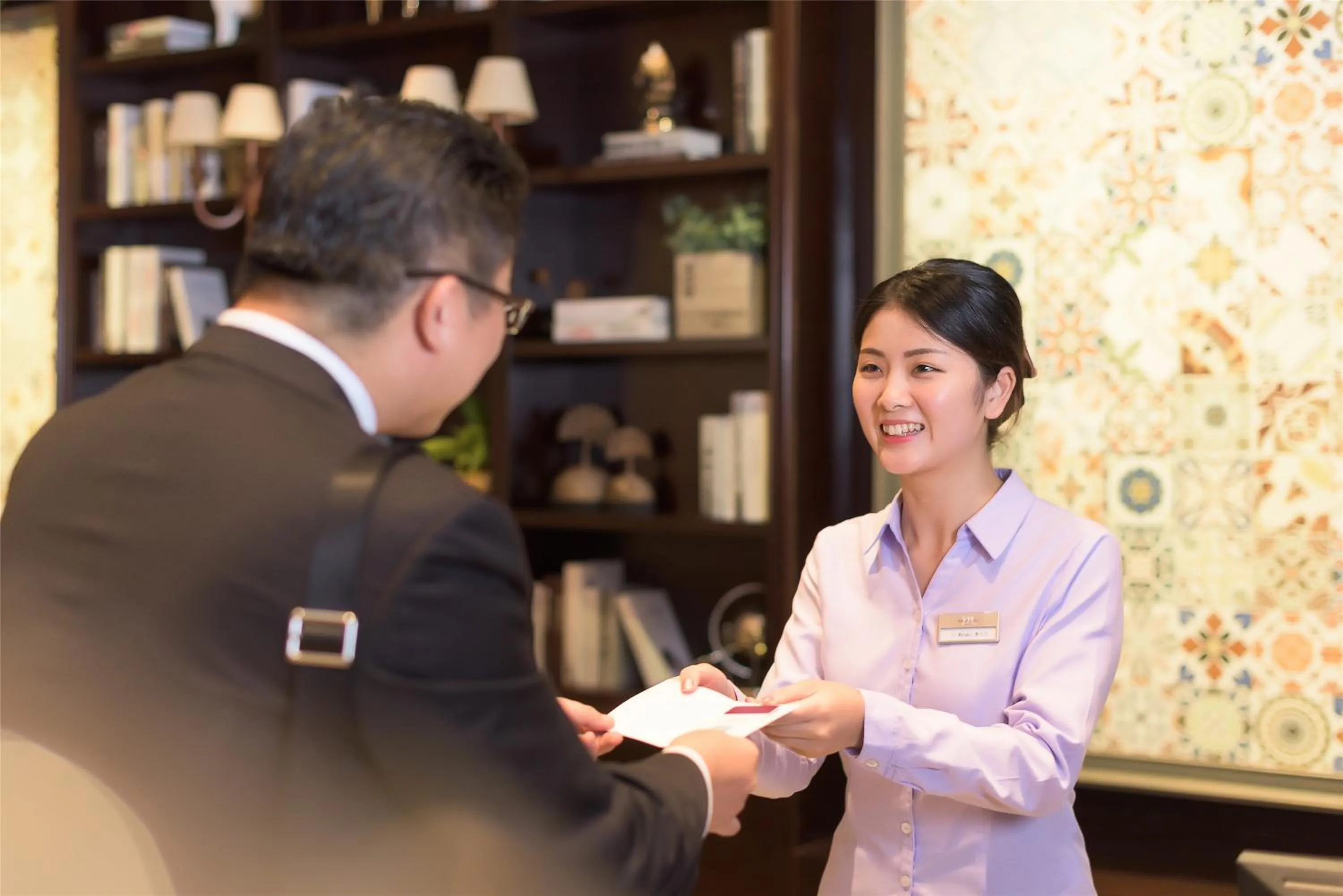 Staff in Mercure Xiamen Exhibition Centre