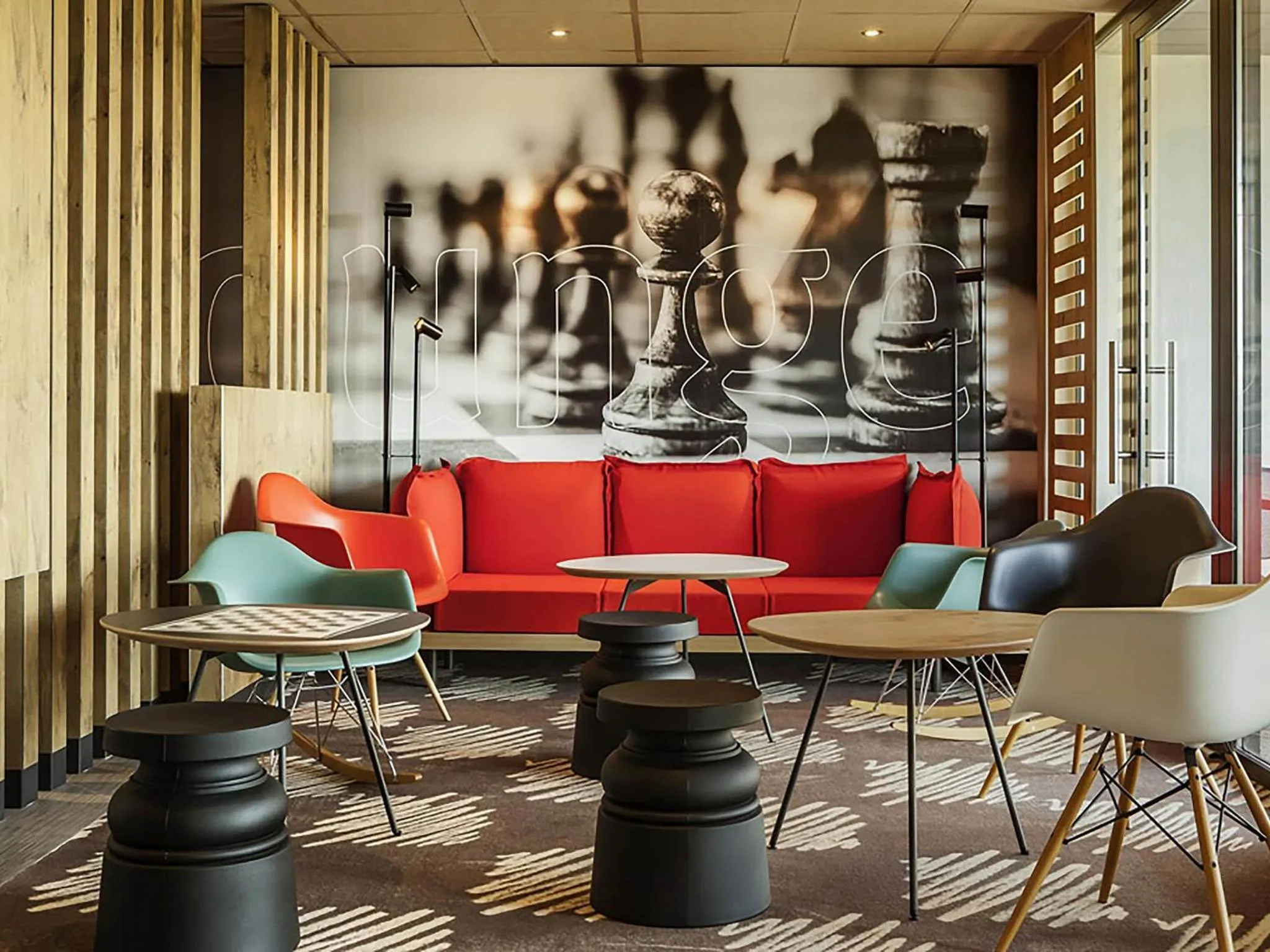 Lounge or bar in ibis Sens