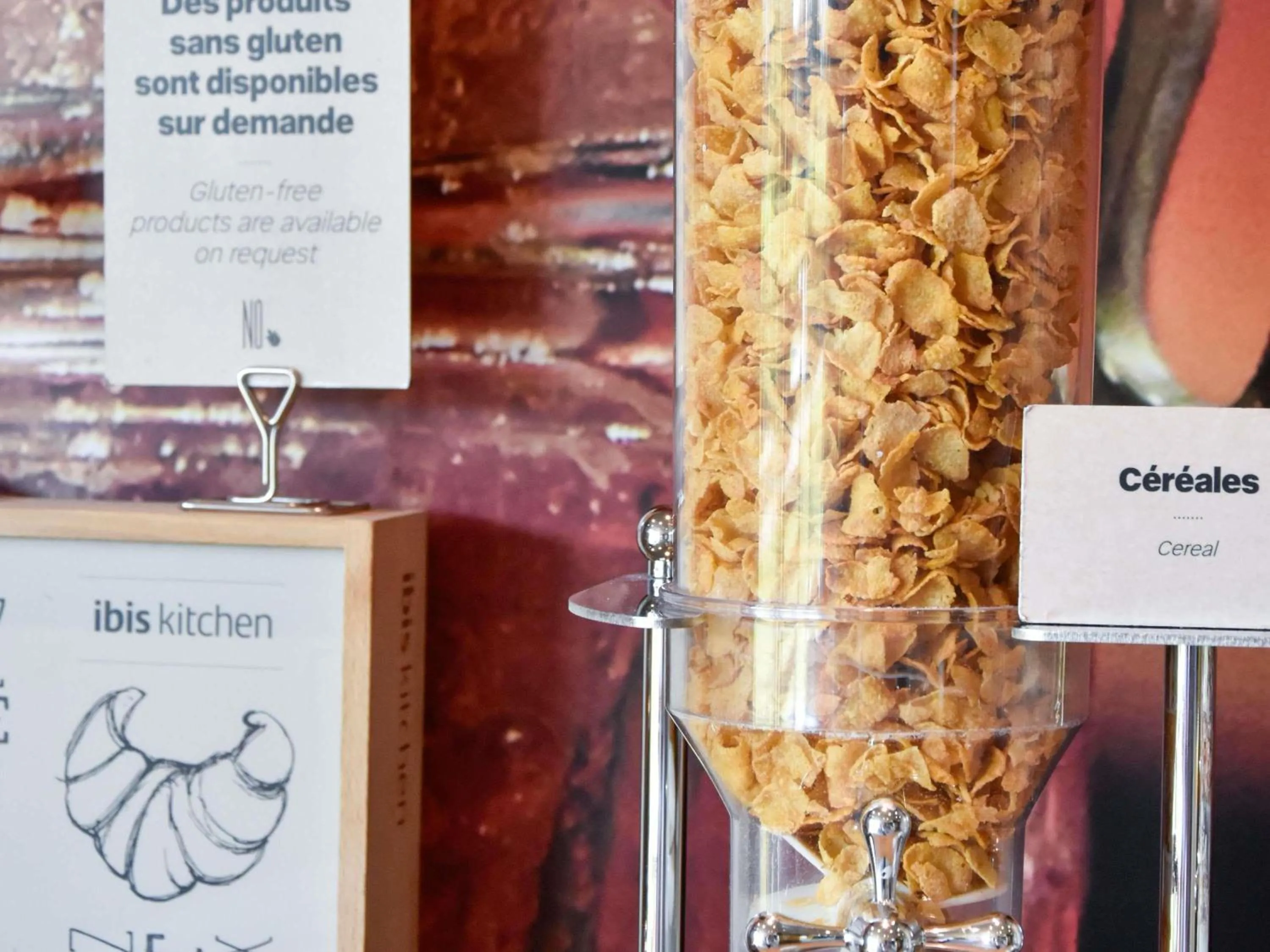 Breakfast in ibis Sens