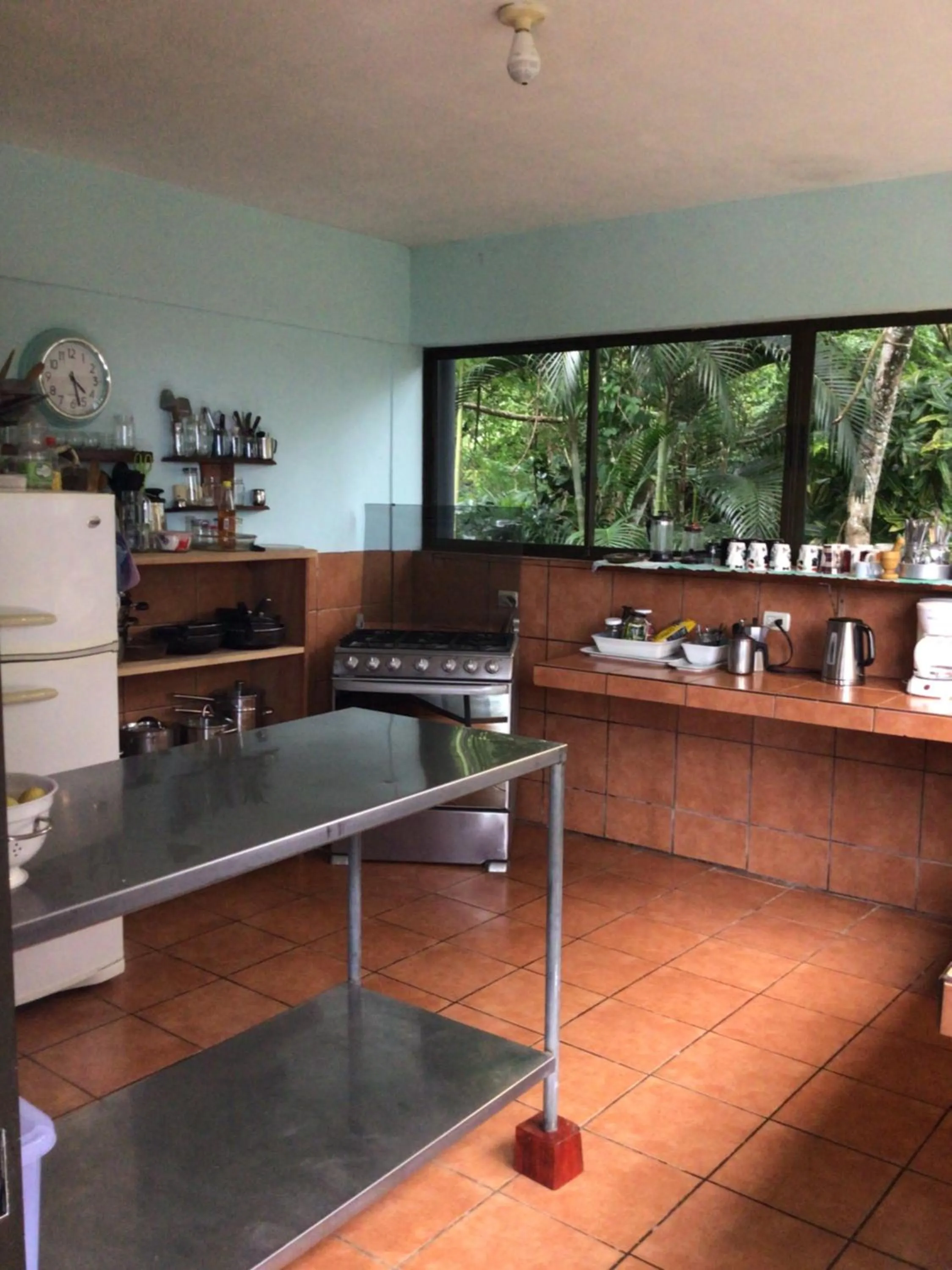 Communal kitchen in Jodokus Inn