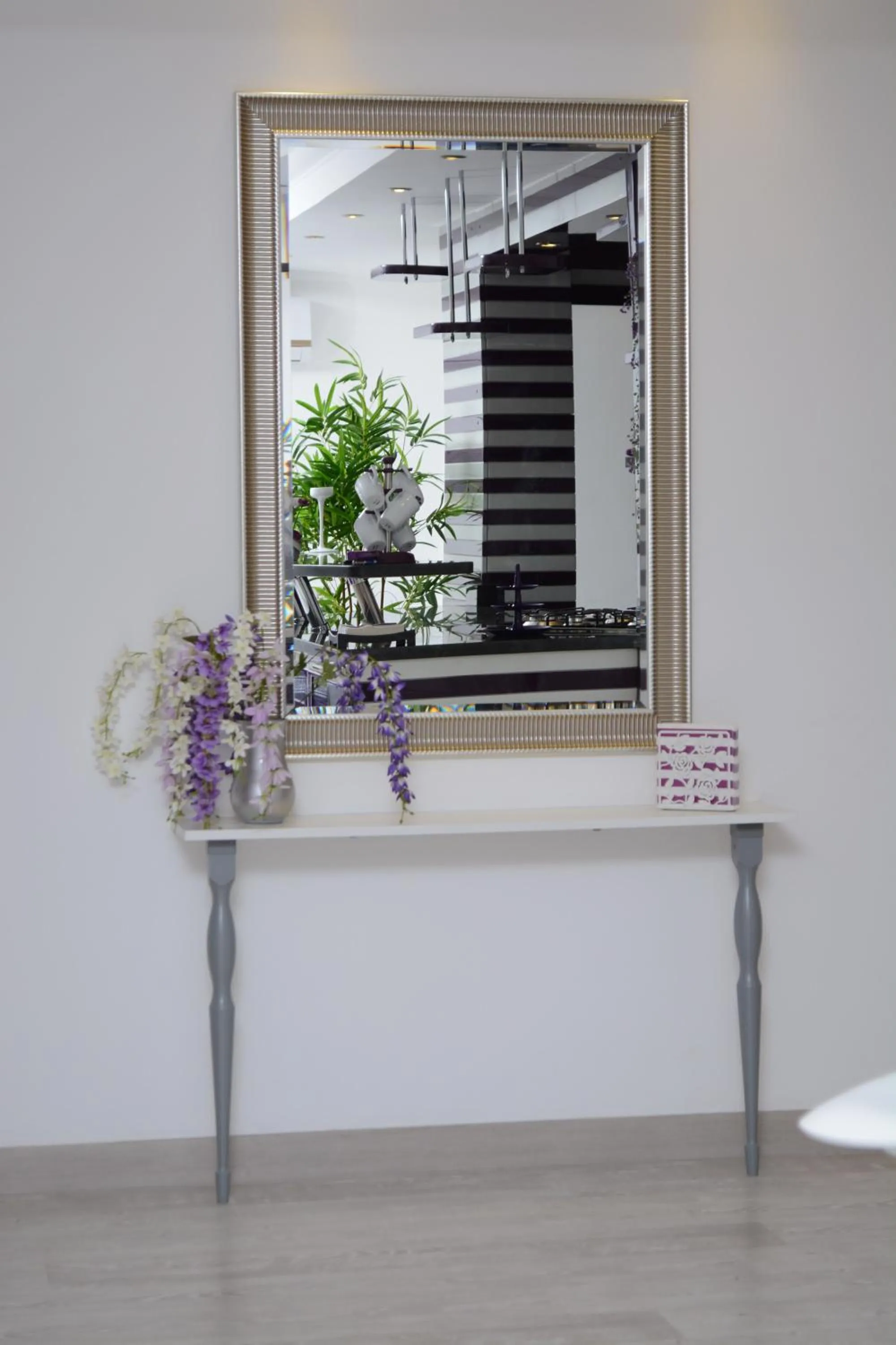 Decorative detail in Luxury Nile Maadi Cairo Apartment
