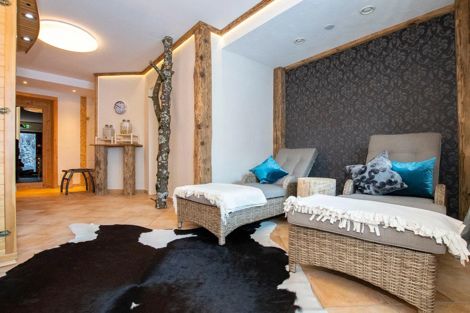 Activities, Bed in Alp-Chalet