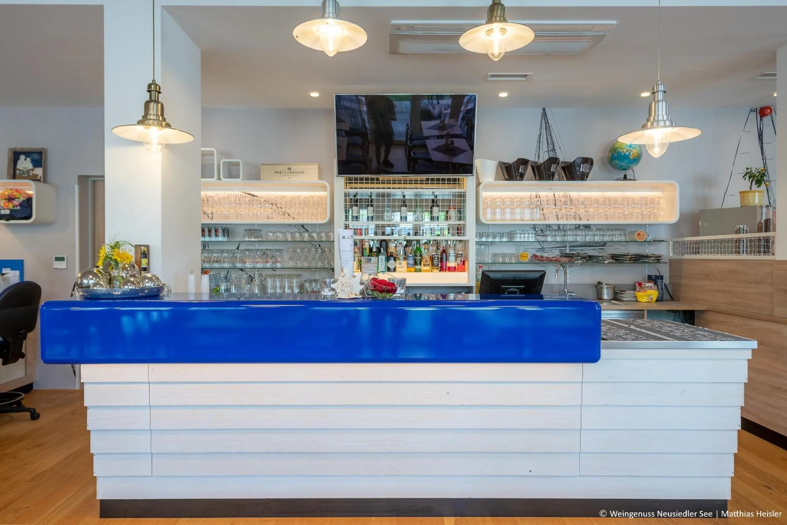 Lounge or bar in Hotel Katamaran