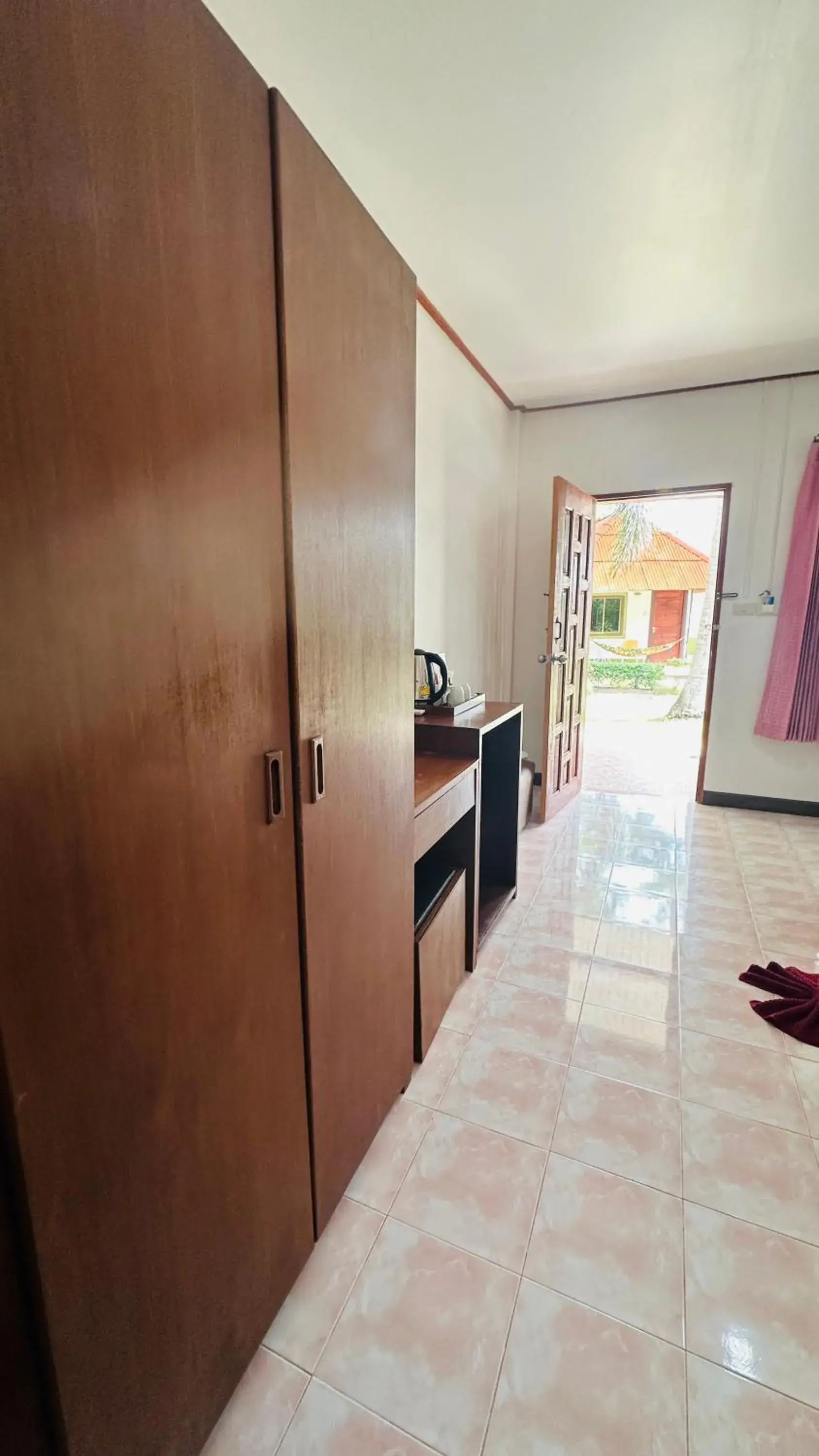 Double Room with Balcony in Lanta L.D. Beach Bungalow Double Room with Balcony in Lanta L.D. Beach Bungalow