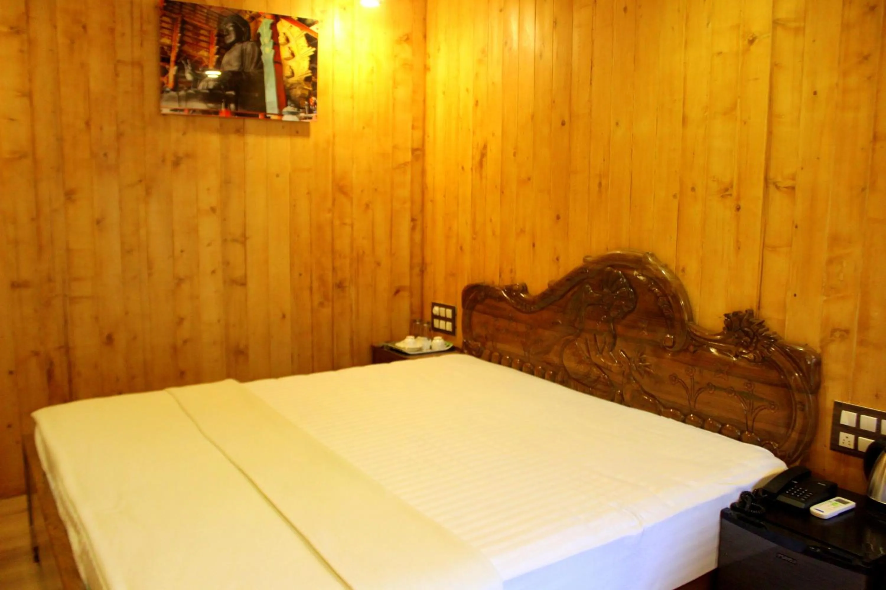 Hotel Toppers Corner