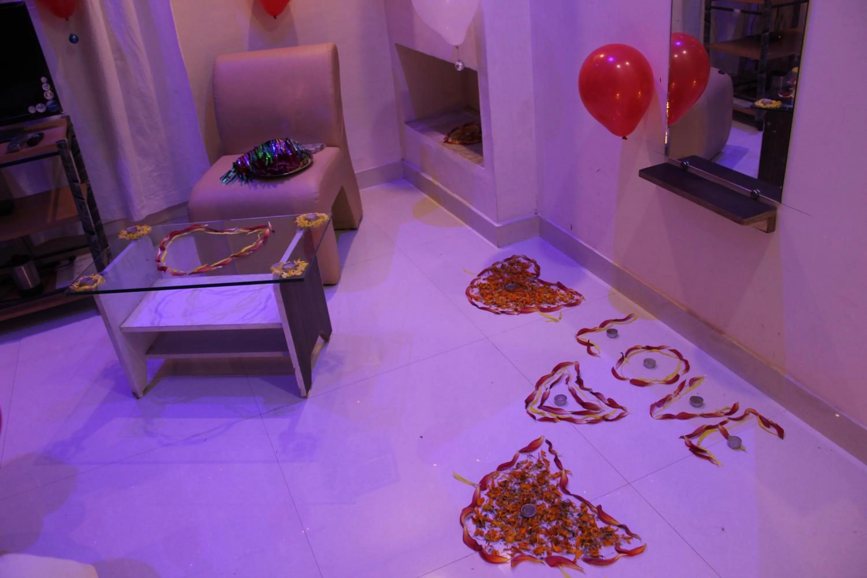 Hotel Toppers Corner