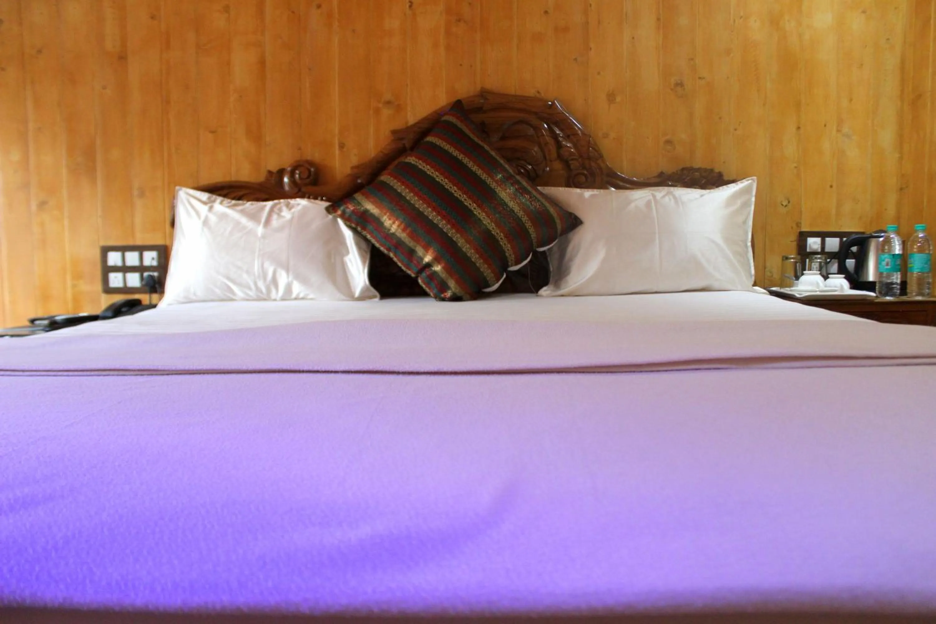 Hotel Toppers Corner