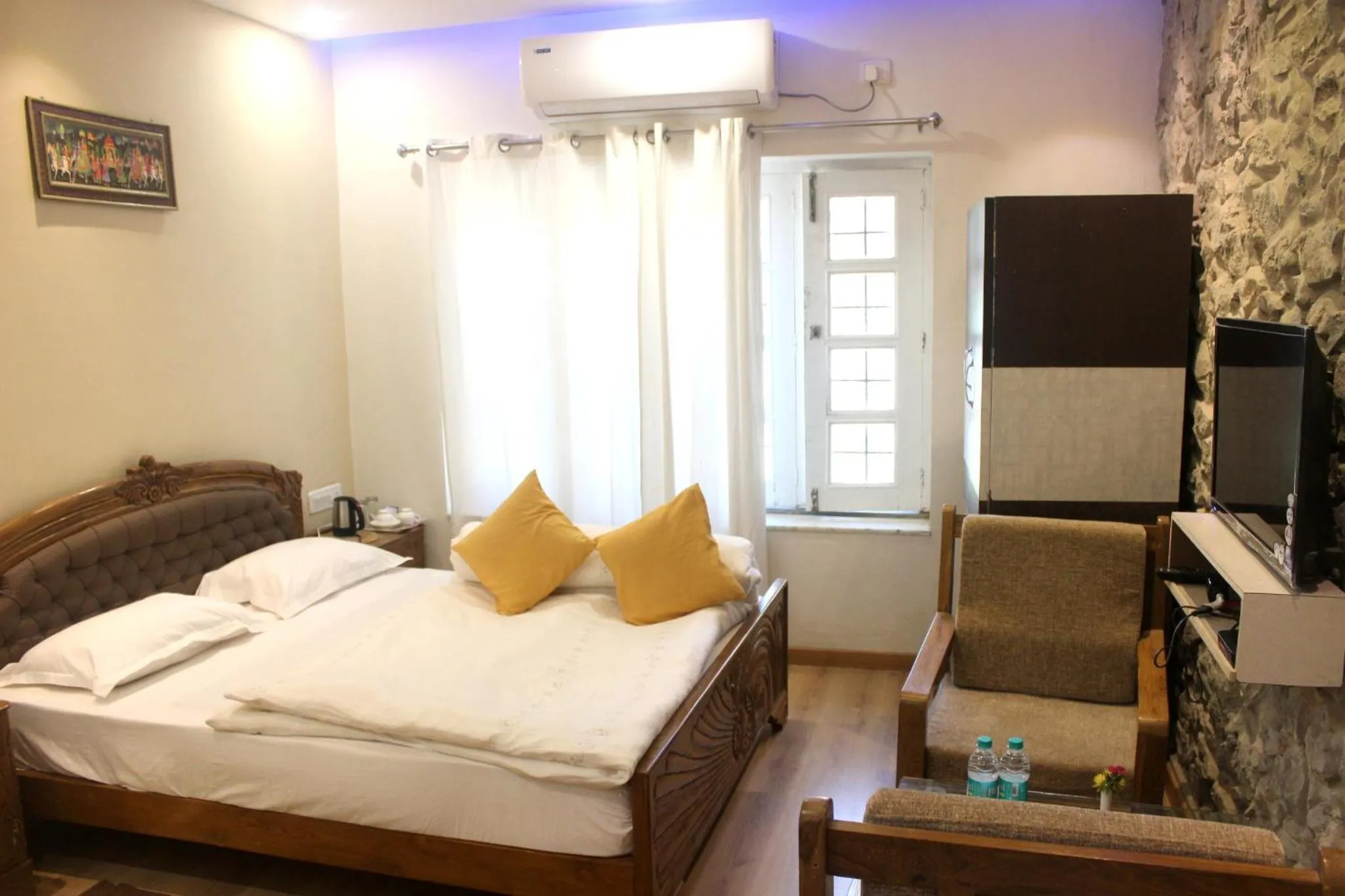 Hotel Toppers Corner