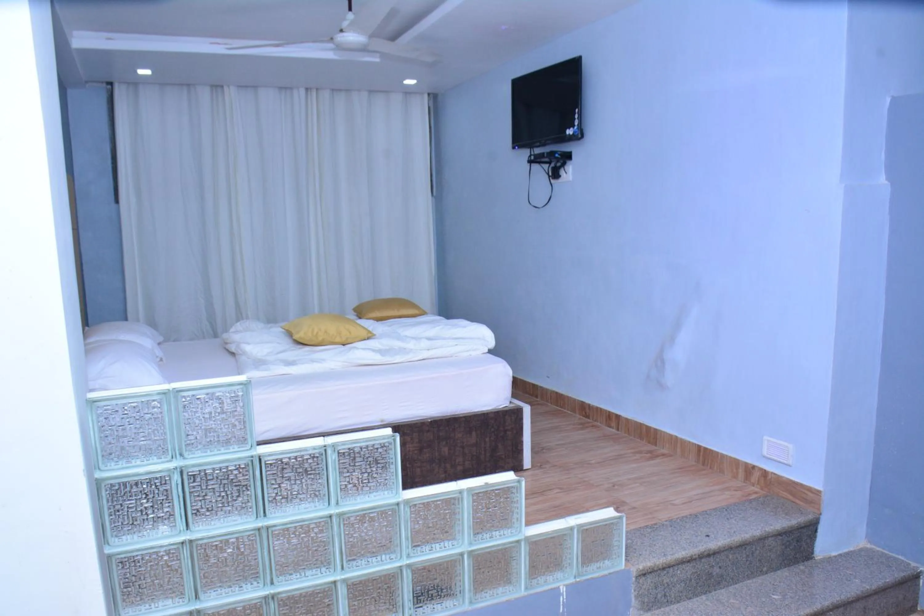 Bathroom in Hotel Toppers Corner