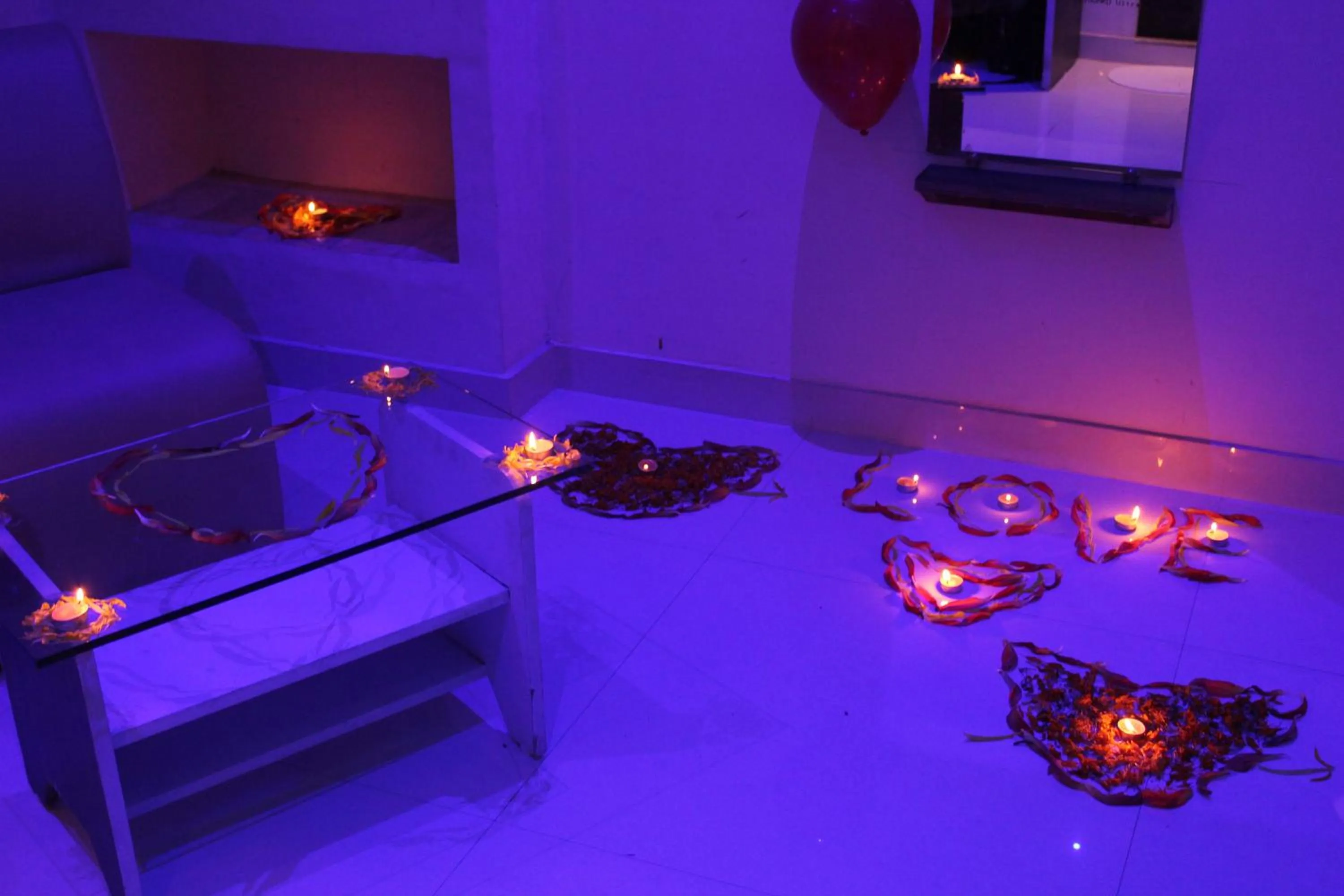 Hotel Toppers Corner