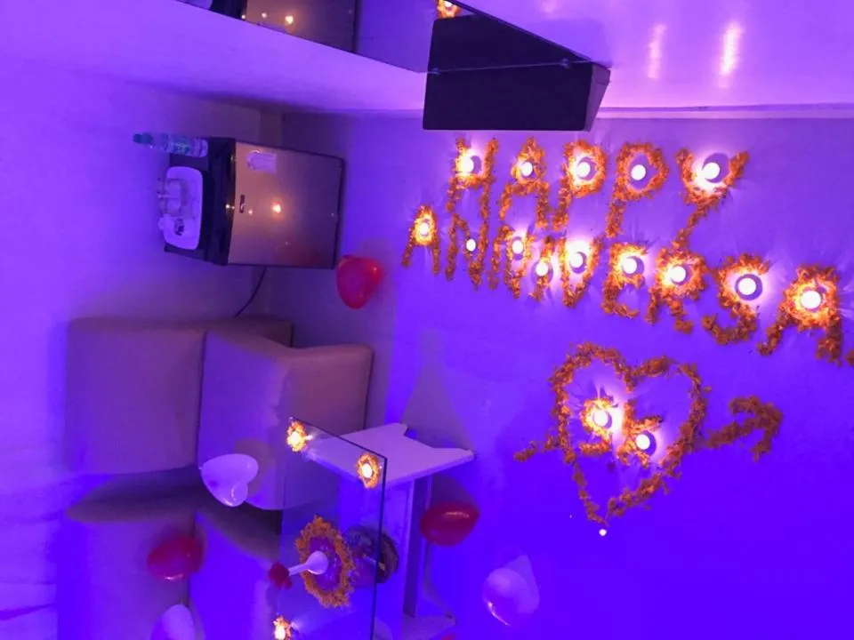 Hotel Toppers Corner