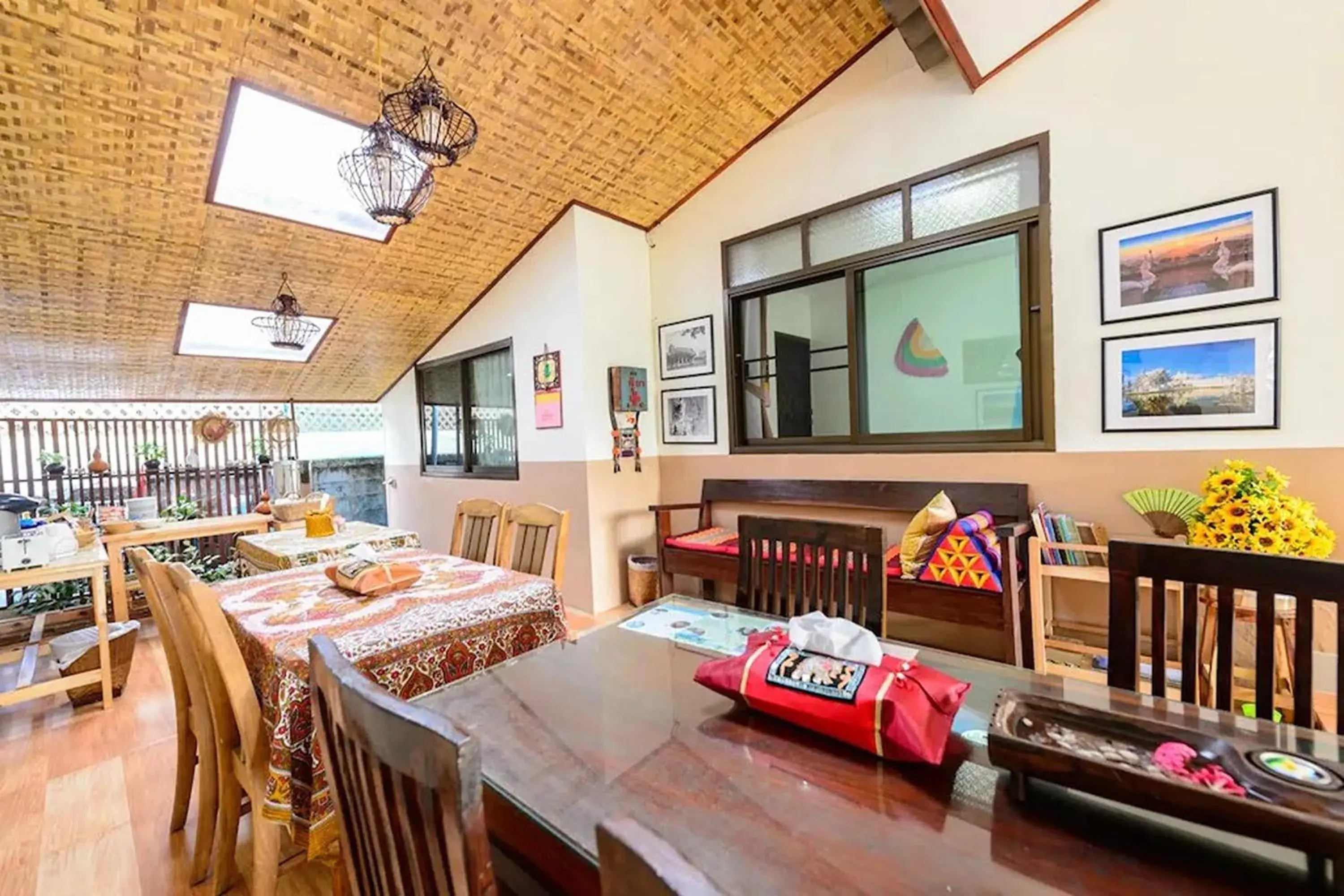 Restaurant/places to eat in Gita's House Restaurant/places to eat in Gita's House