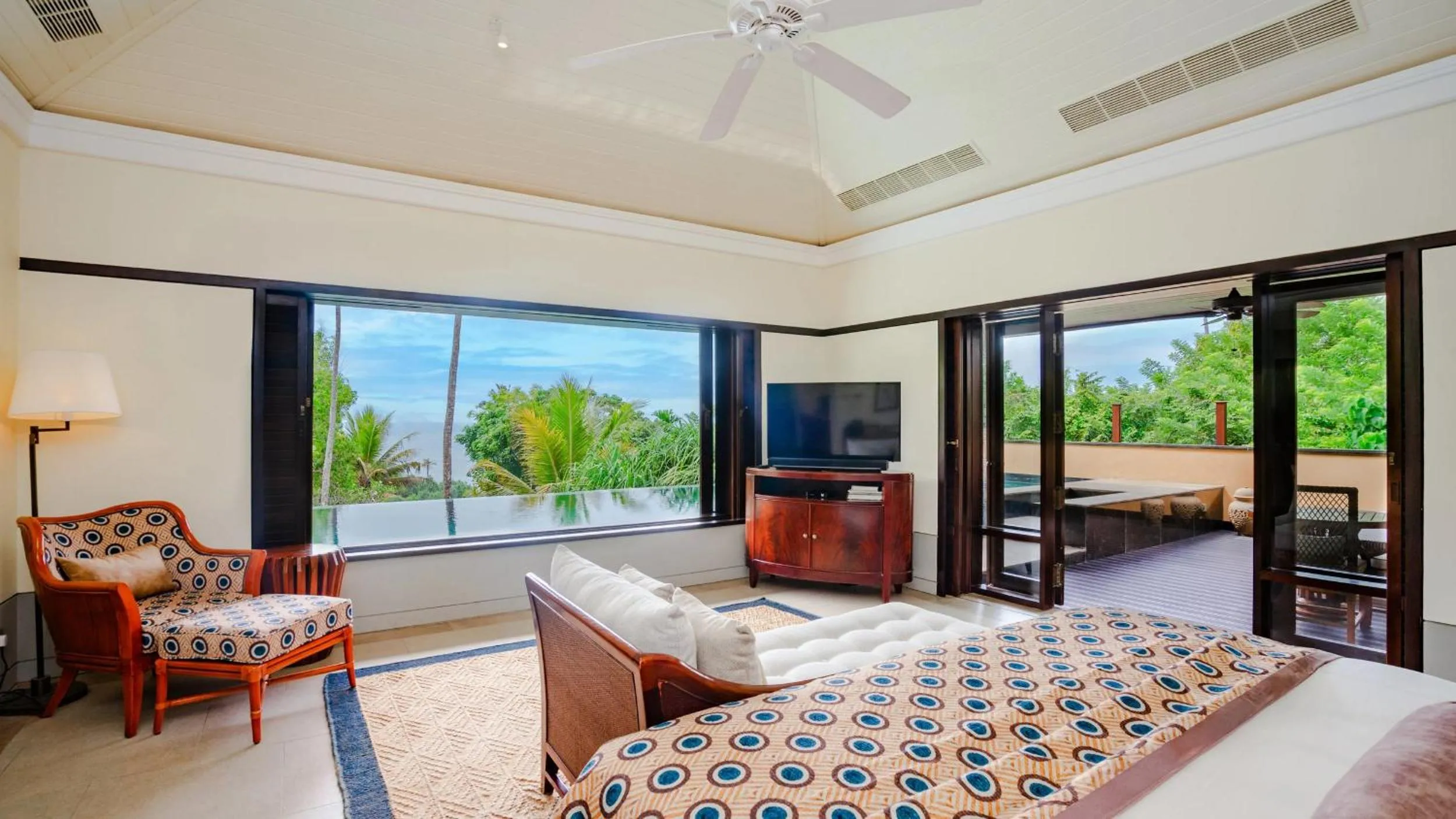 View (from property/room), Bed in Cape Weligama - Relais and Chateaux