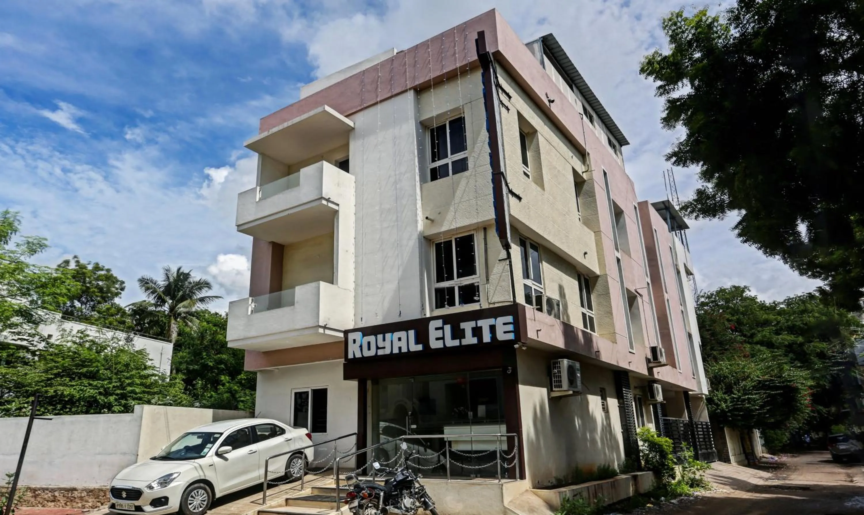 Property building in Hotel Royal Elite Madurai