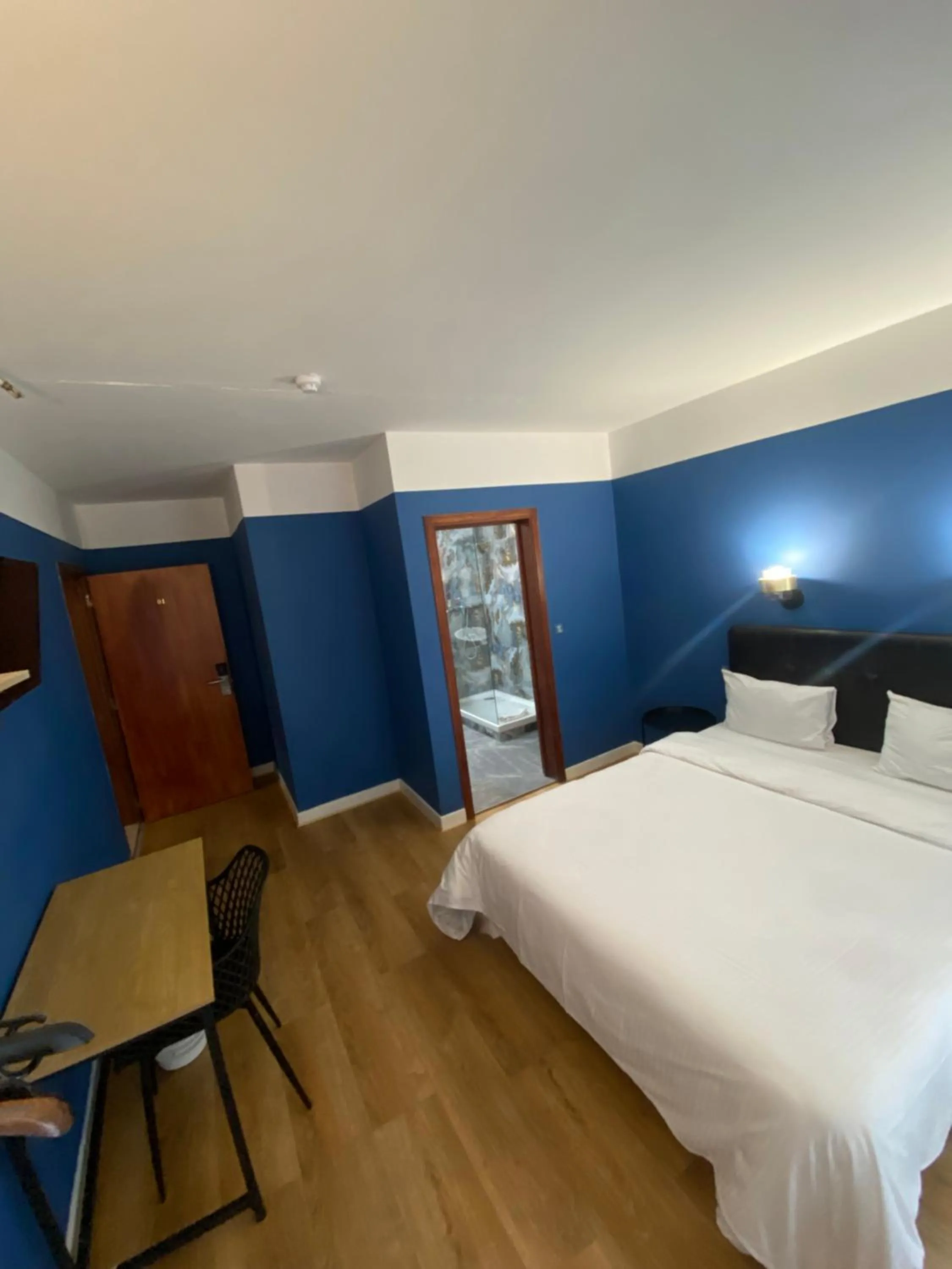 Bed in Hotel Windsor