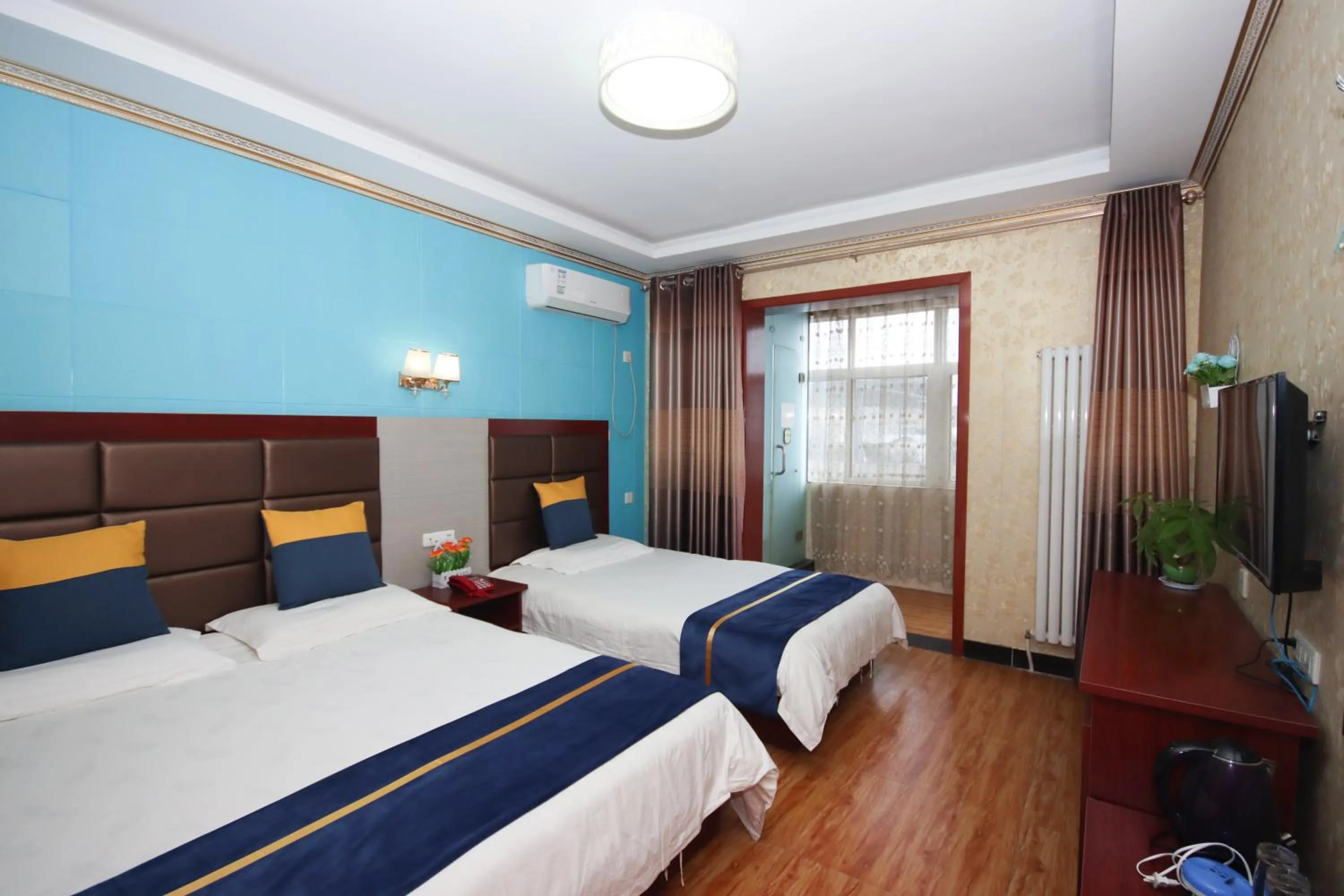 Photo of the whole room, Bed in One Meter Sunshine Xi'an Xianyang International Airport Hotel