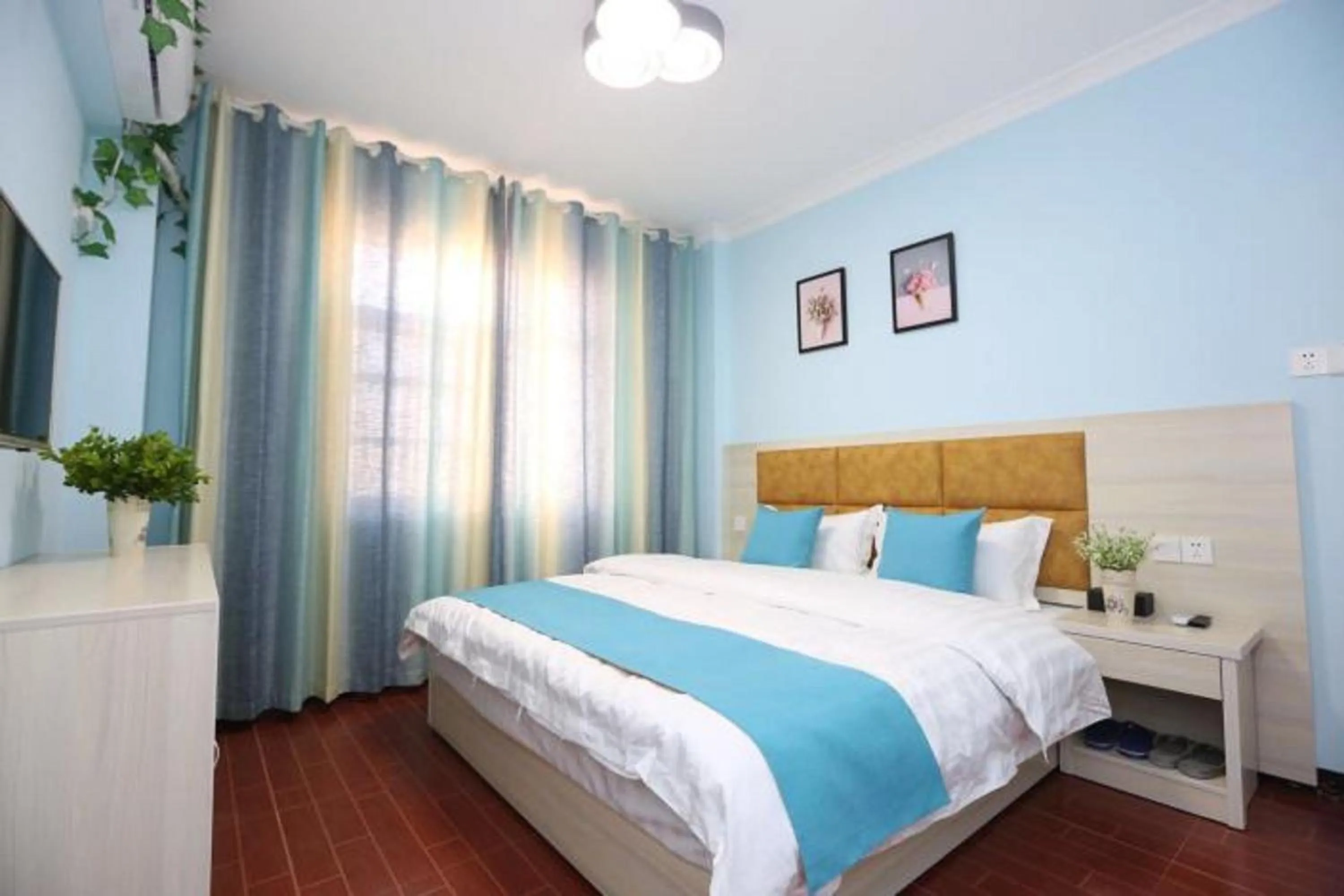 Photo of the whole room, Bed in One Meter Sunshine Xi'an Xianyang International Airport Hotel