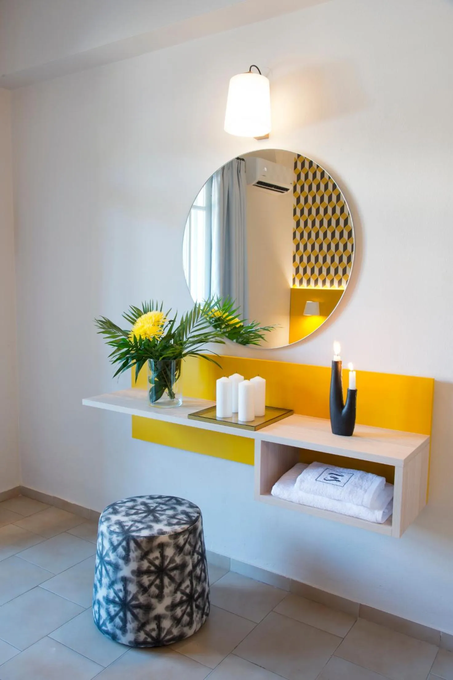 Bedroom in Sunshine Studios