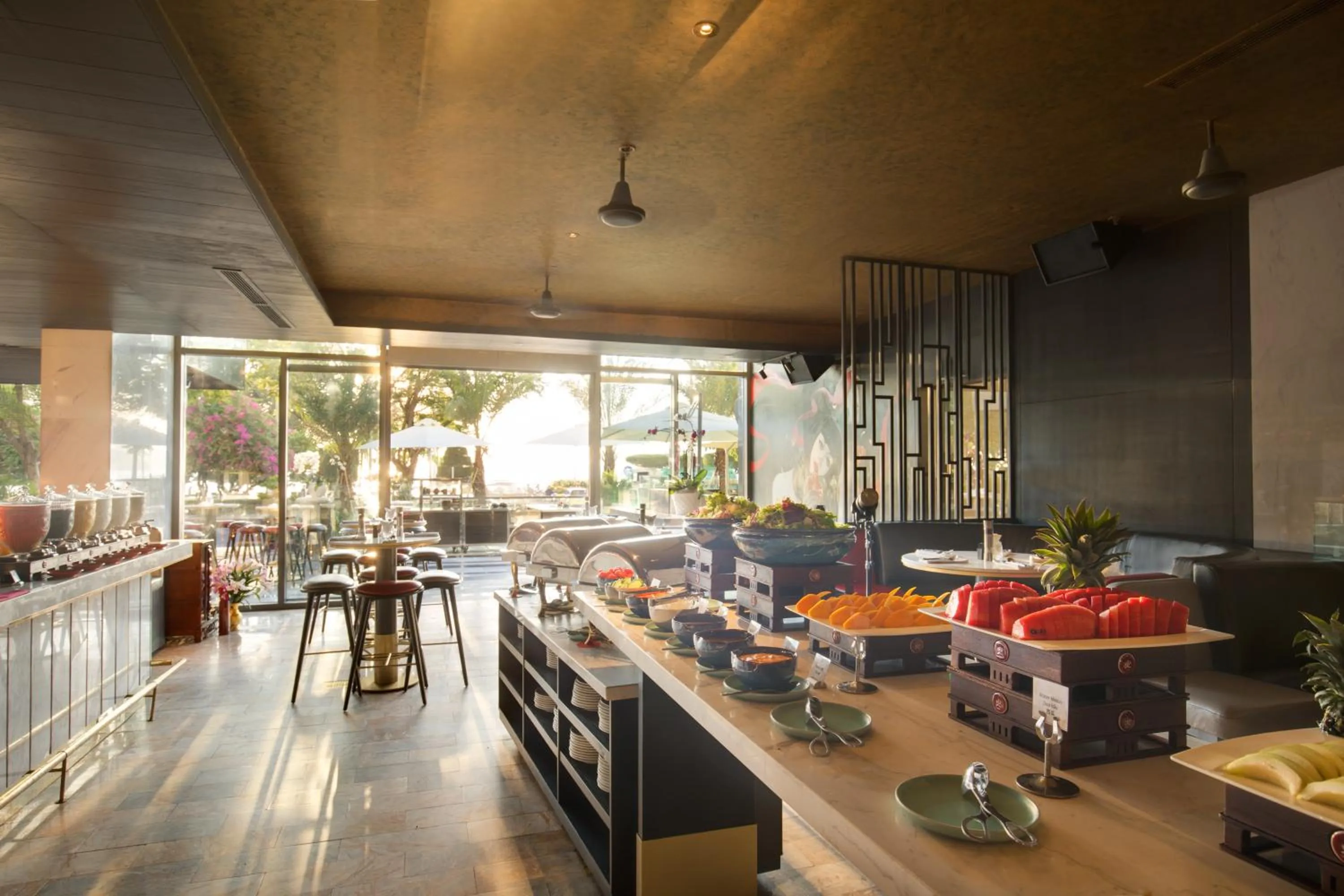 Restaurant/places to eat in Citadines Bayfront Nha Trang