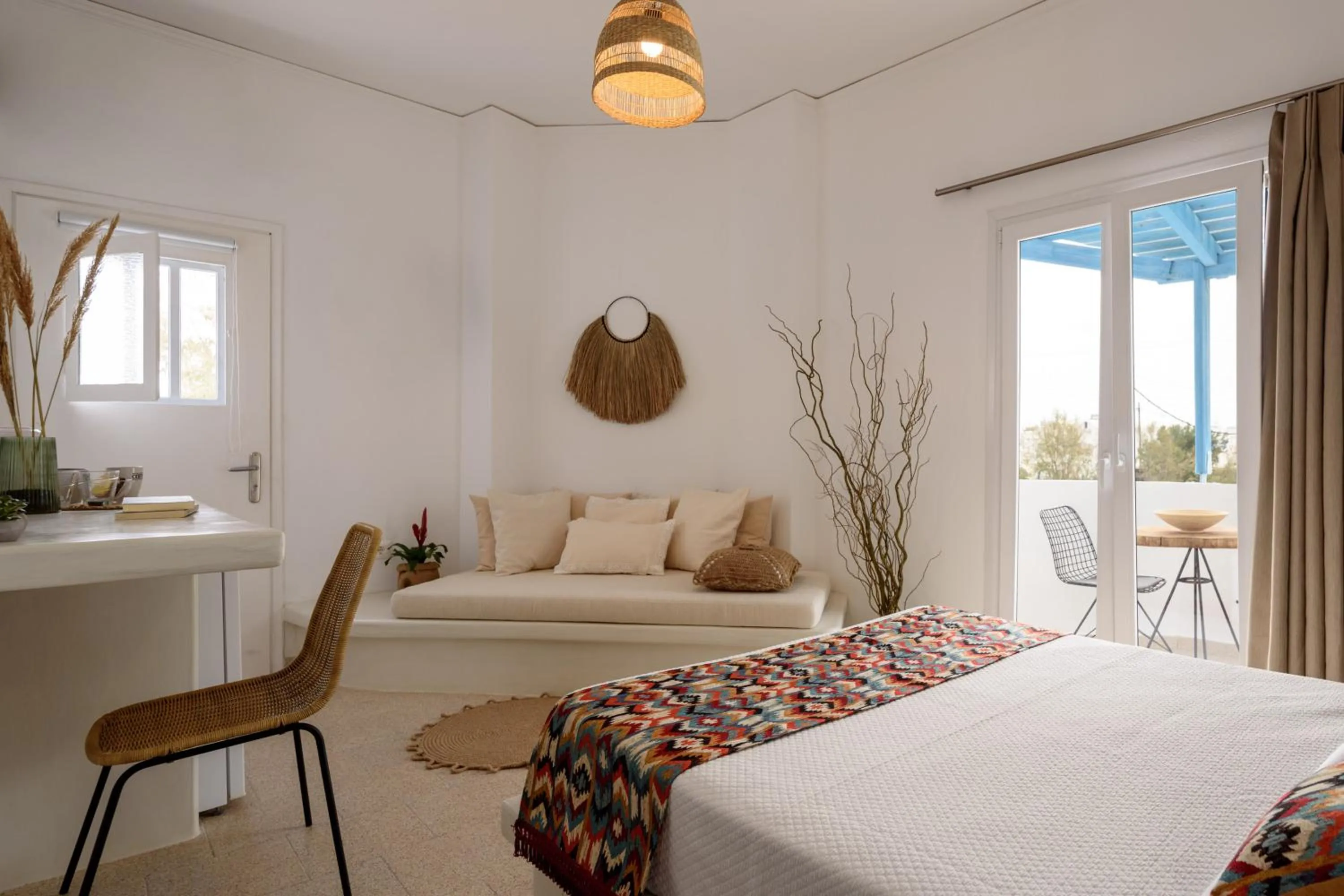 Bed in Cal Day Rooms Santorini