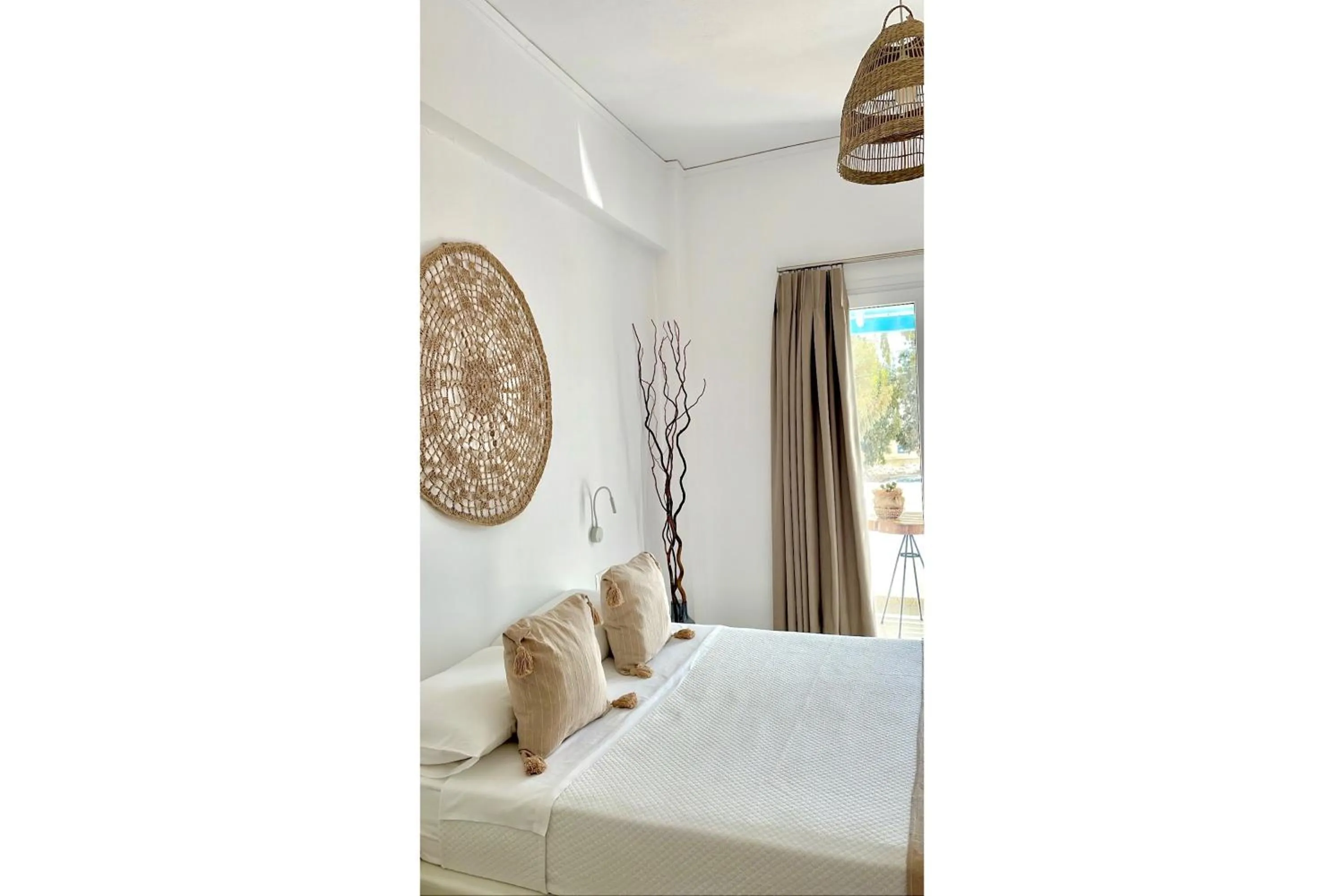 Bed in Cal Day Rooms Santorini