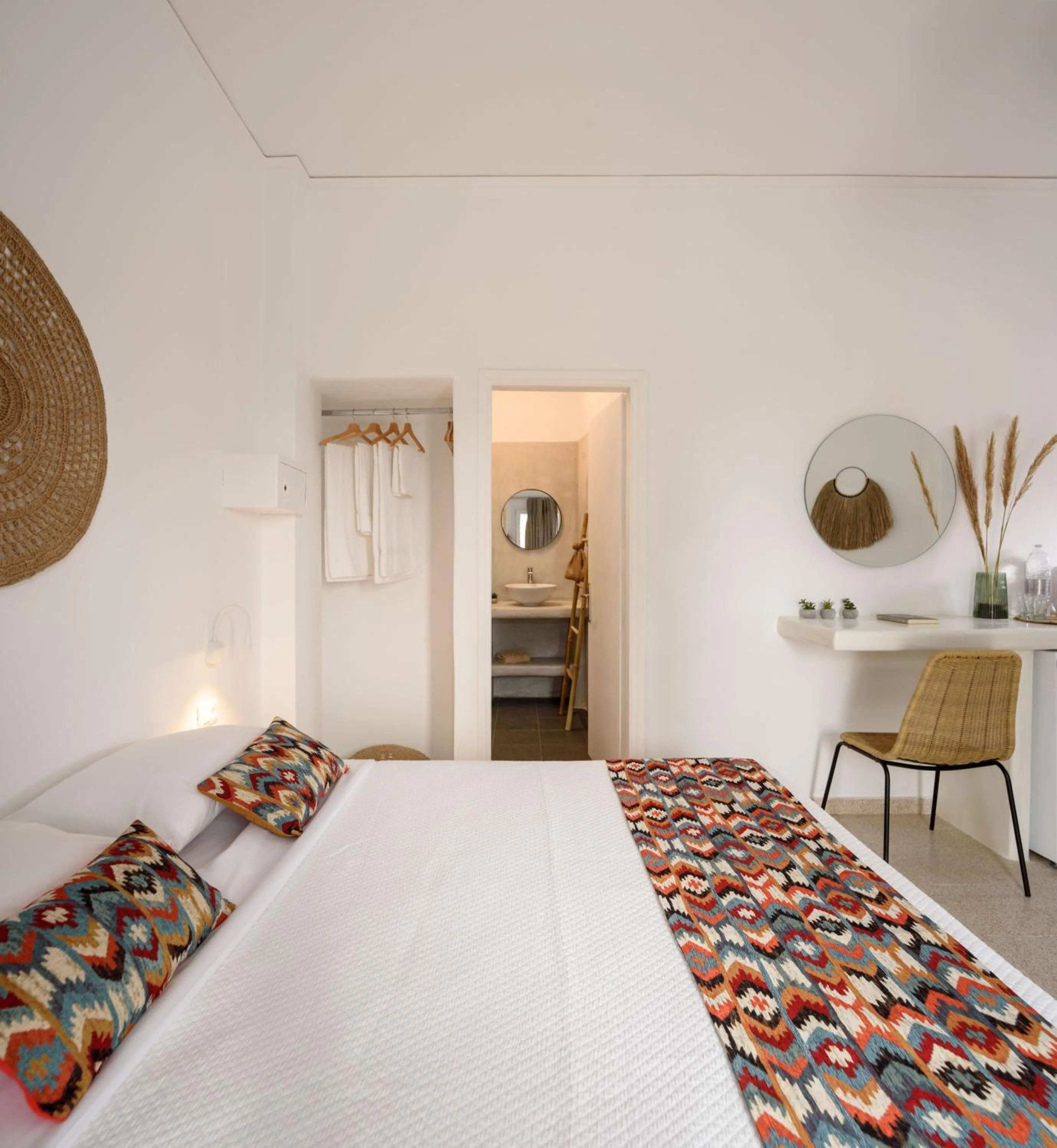 Bed in Cal Day Rooms Santorini