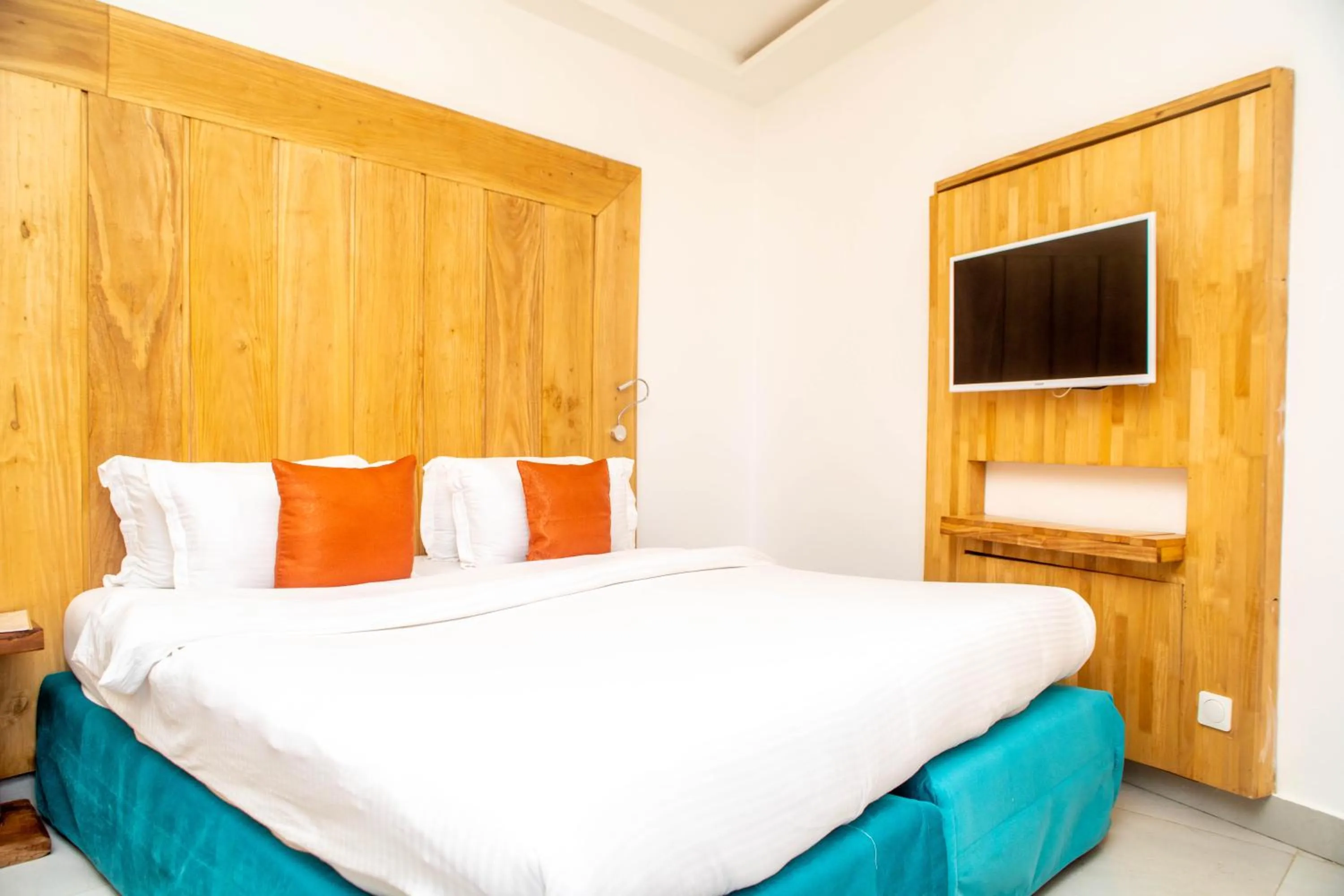 Bedroom, Bed in Hotel Les Orchidées