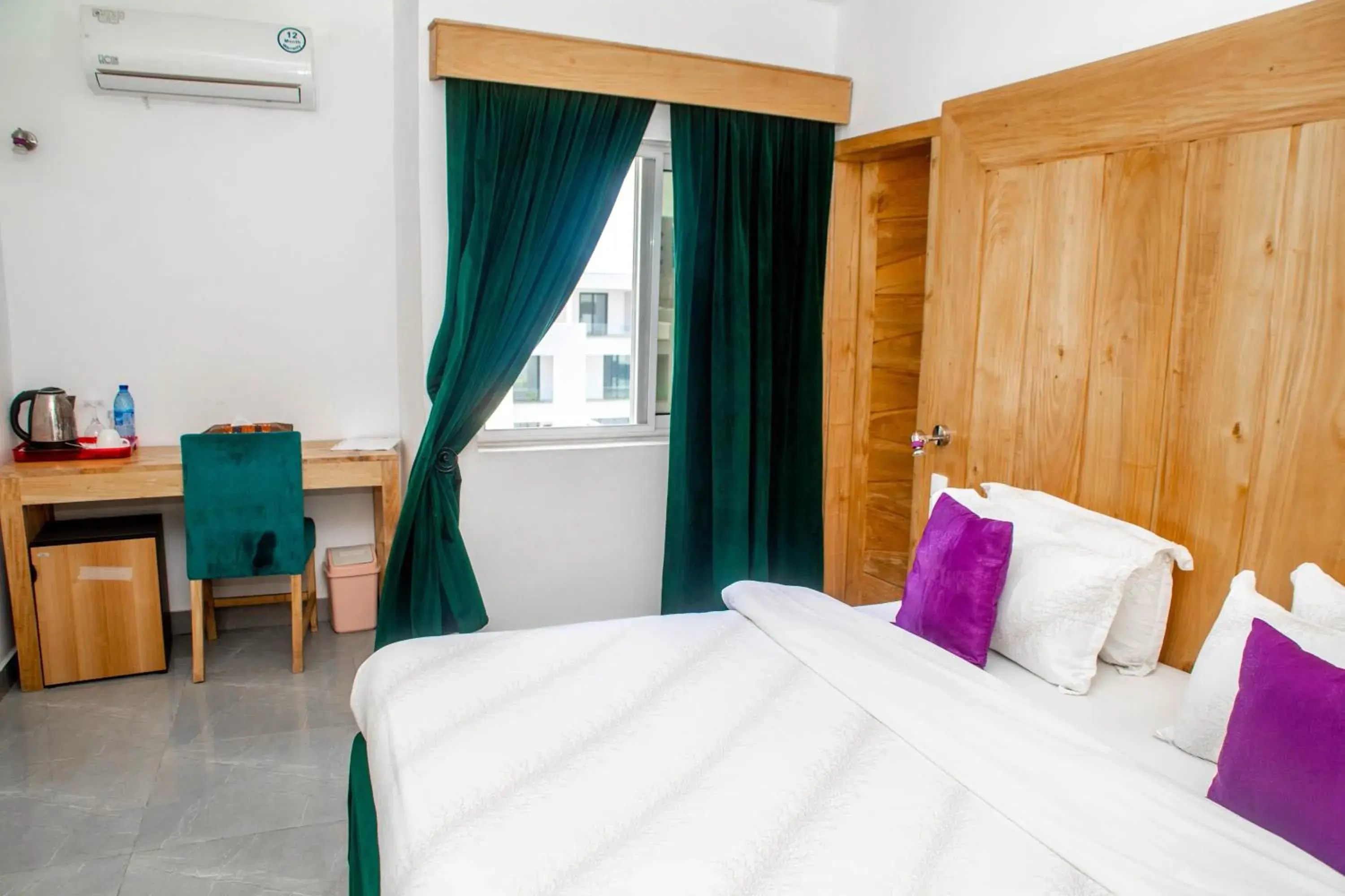 Standard Privilege Room in Hotel Les Orchidées Standard Privilege Room in Hotel Les Orchidées