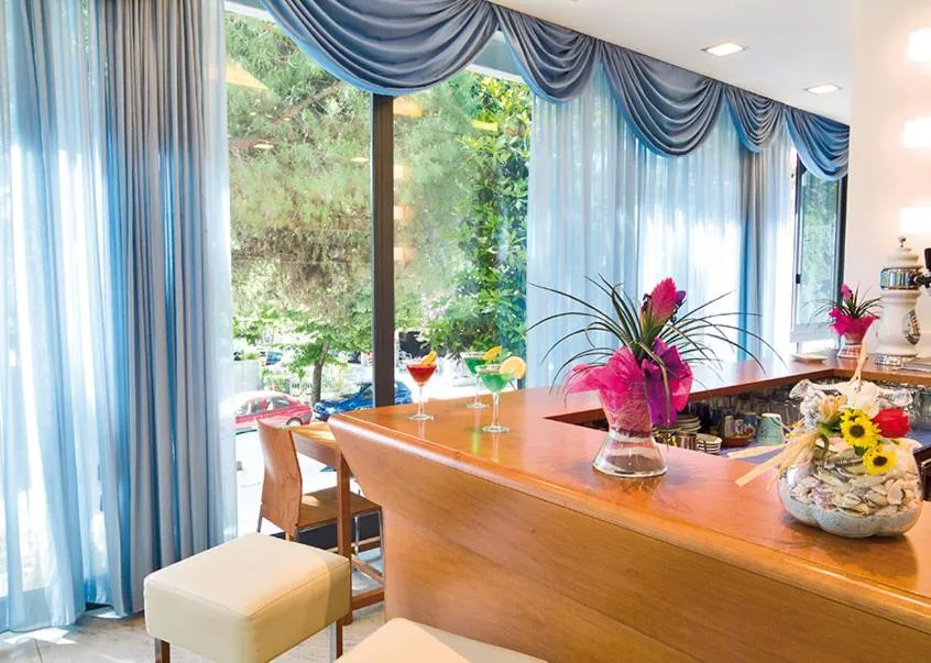 Lounge or bar in Renzo Hotel