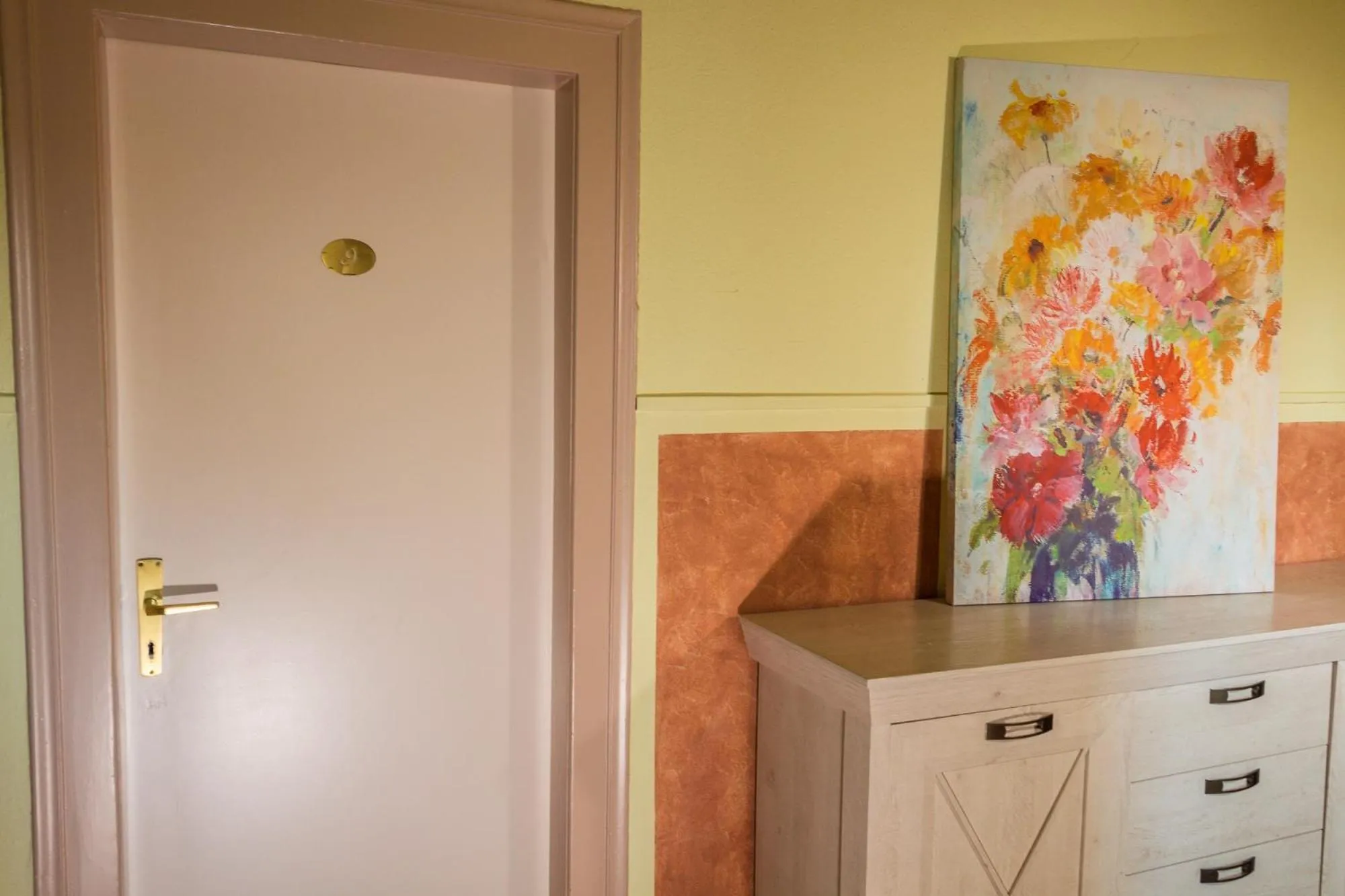 Property building in Hotel Neuenburger Hof