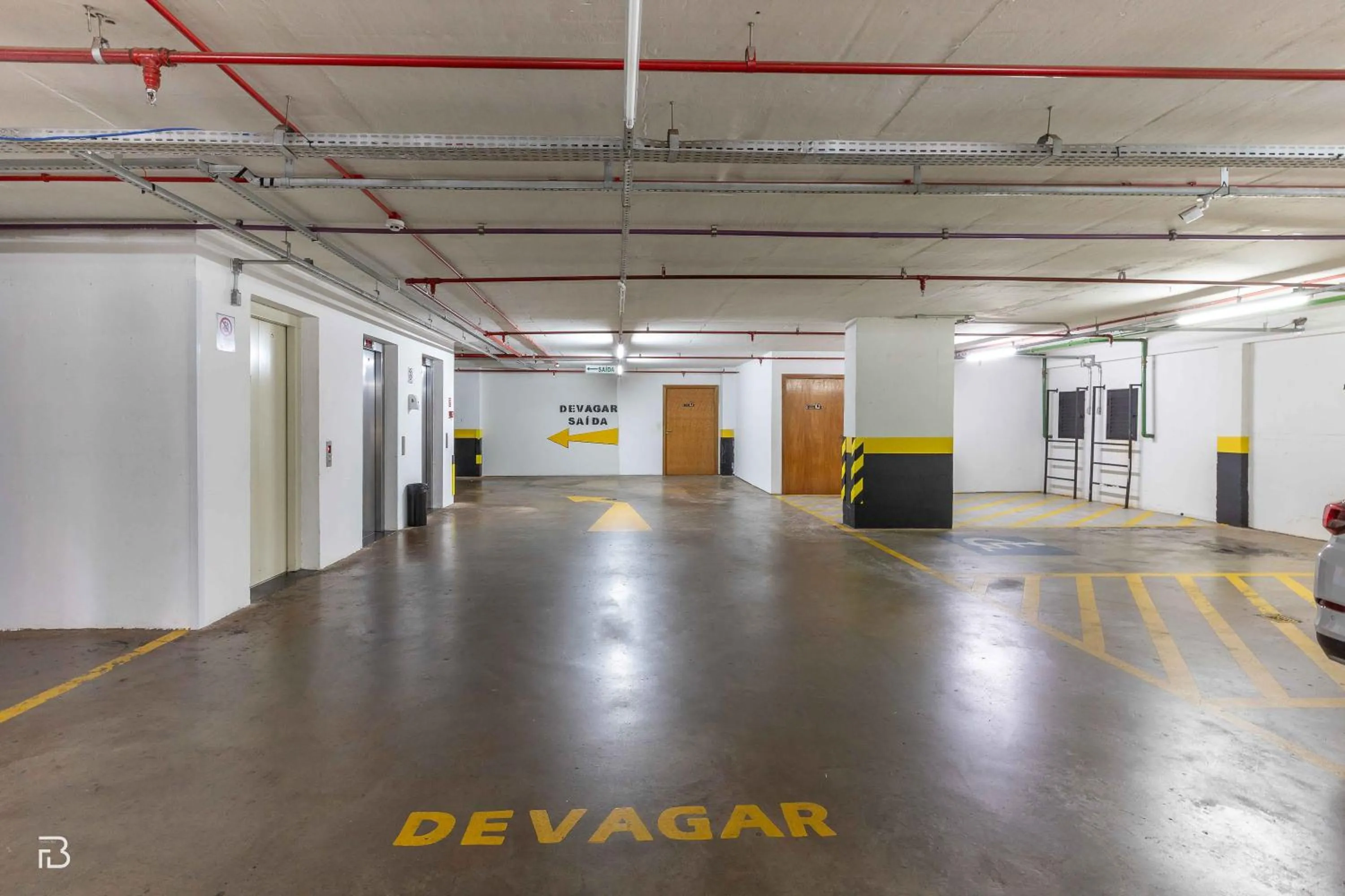 Parking in Gran Executive Hotel