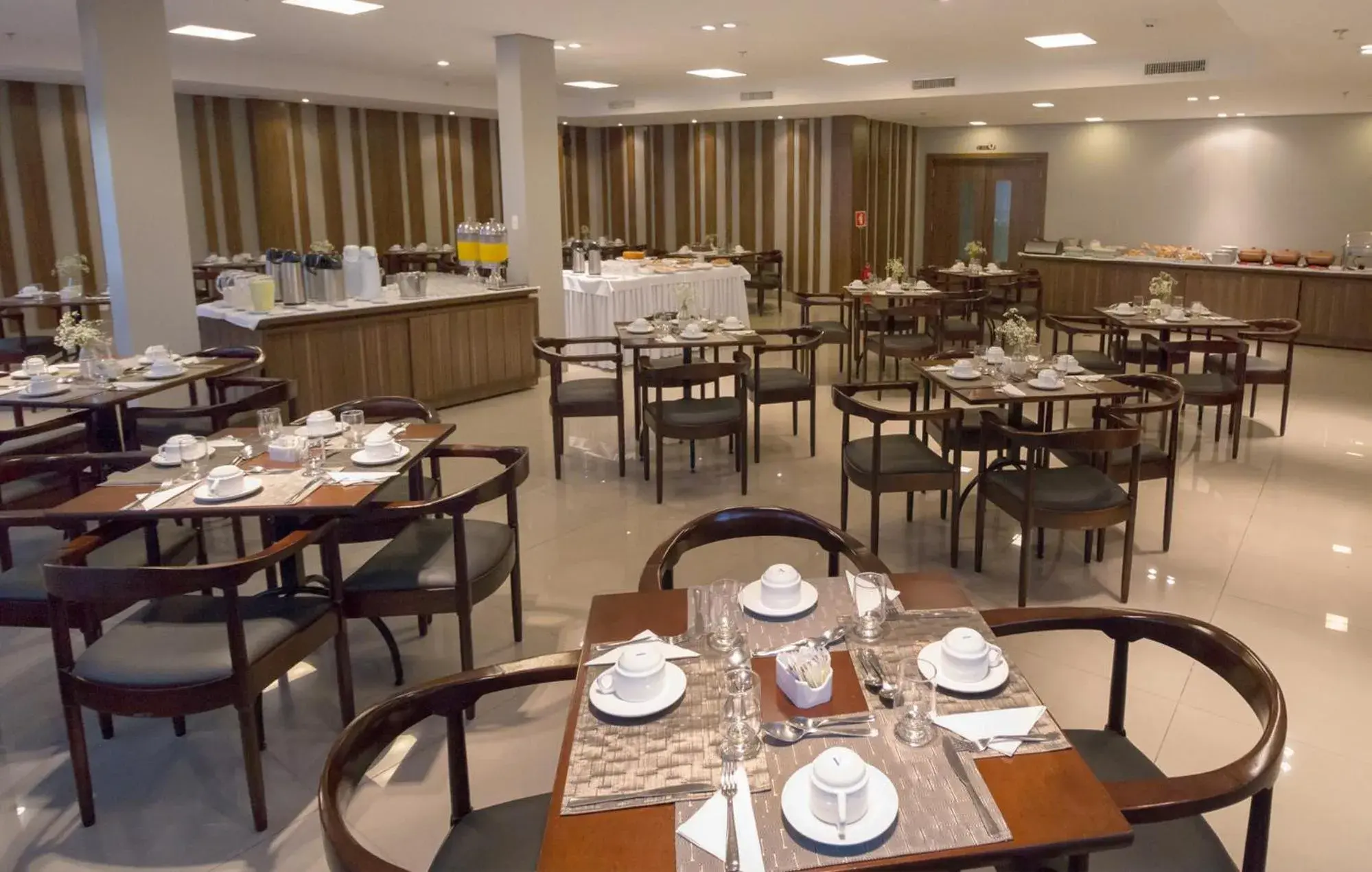 Restaurant/places to eat in Gran Executive Hotel Restaurant/places to eat in Gran Executive Hotel