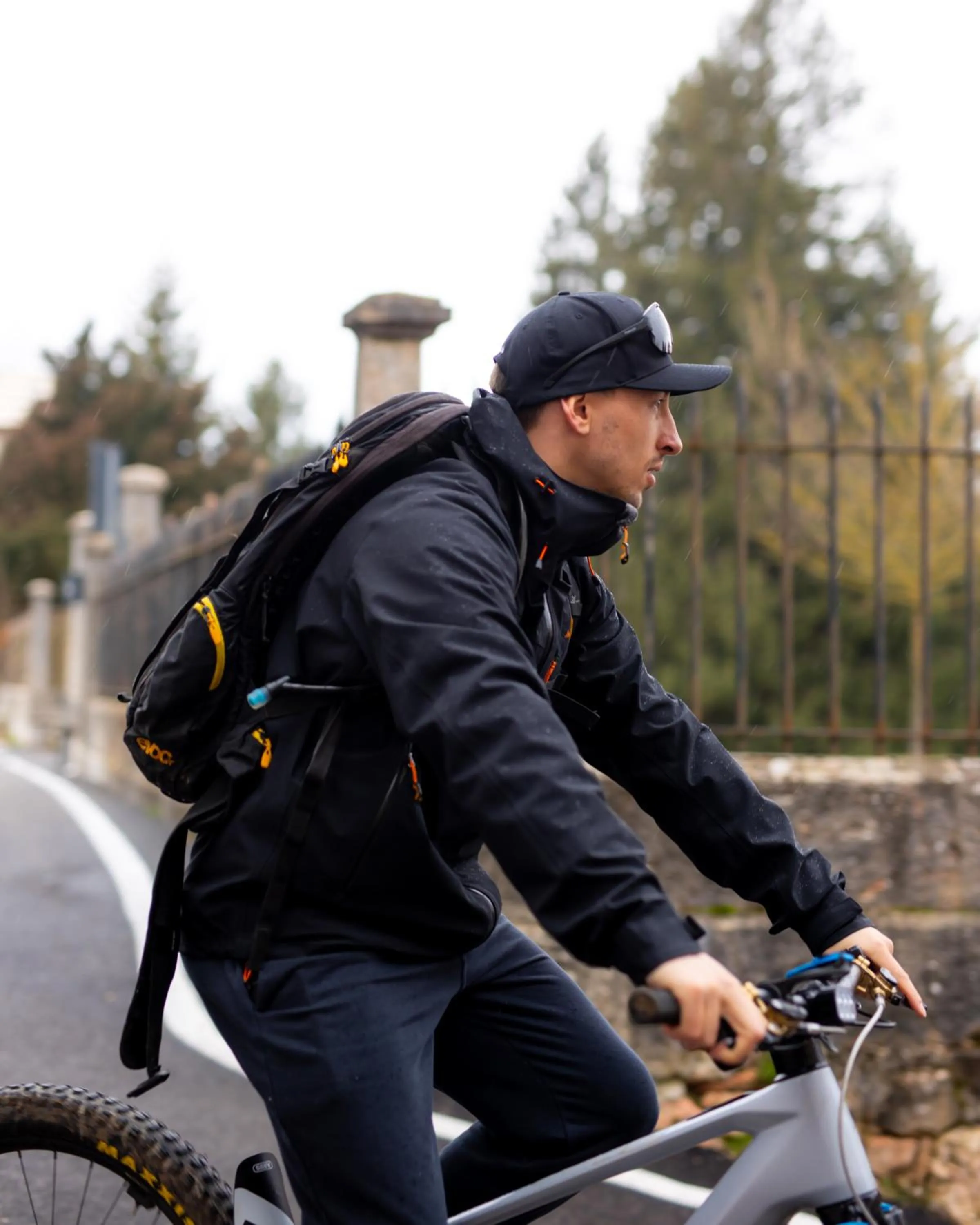 People in Casa Leon d'Oro
