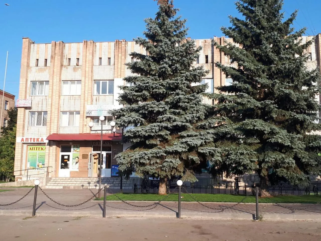 Property building in Hotel Yuvileyny