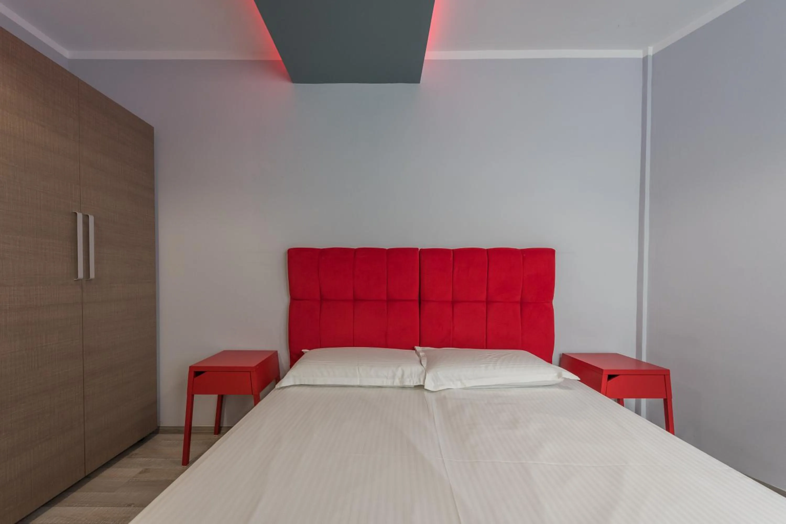 Bed in Harmony Residence